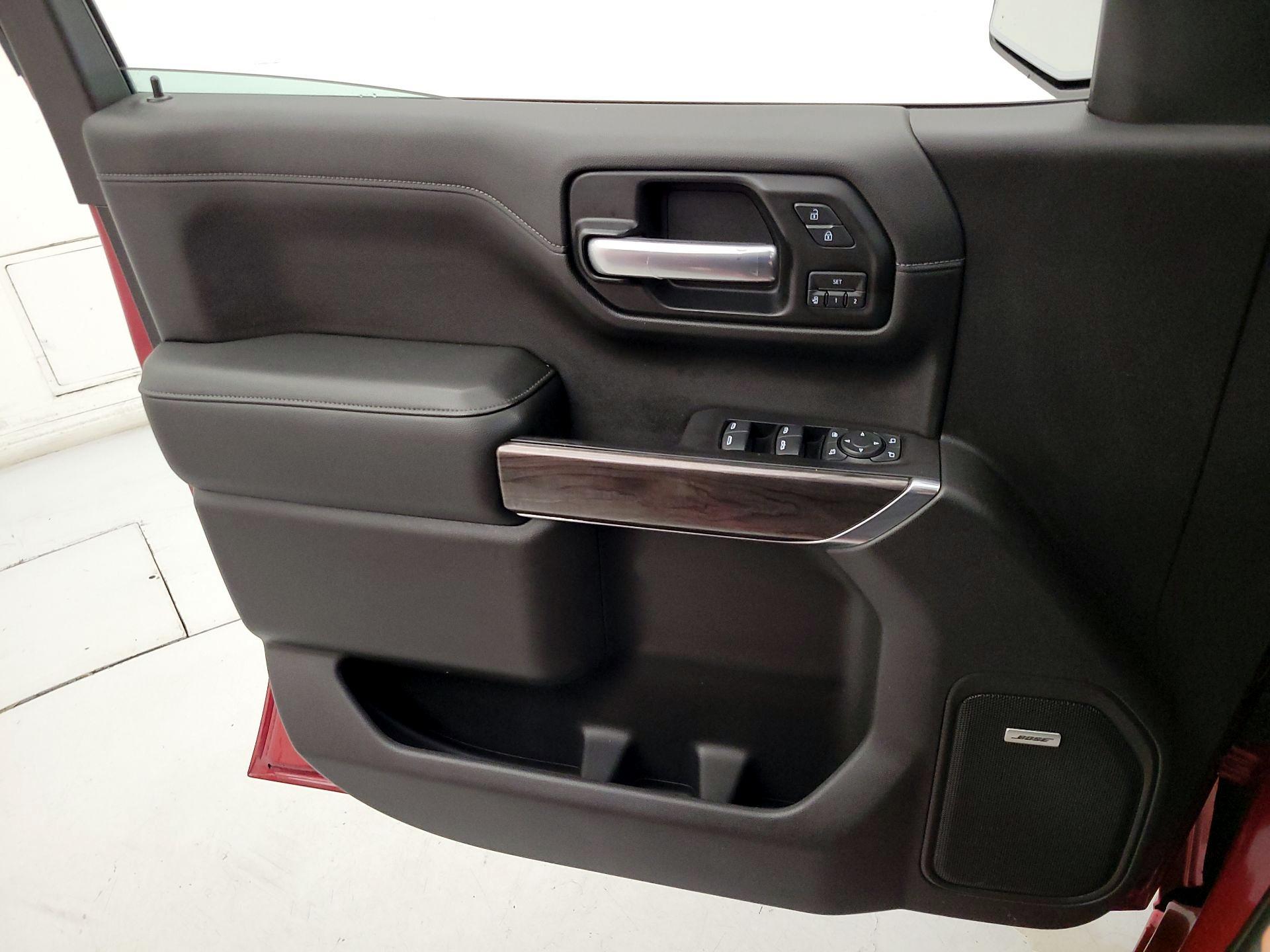 Thumbnail: 2019 Chevrolet Silverado 1500 - 12