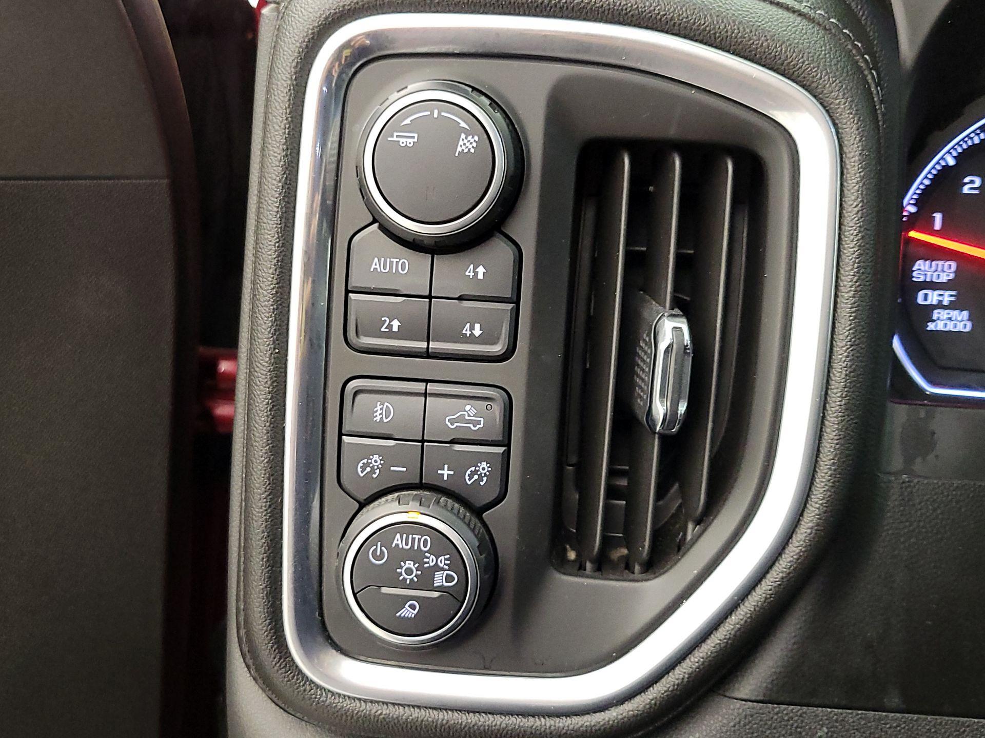 Thumbnail: 2019 Chevrolet Silverado 1500 - 13