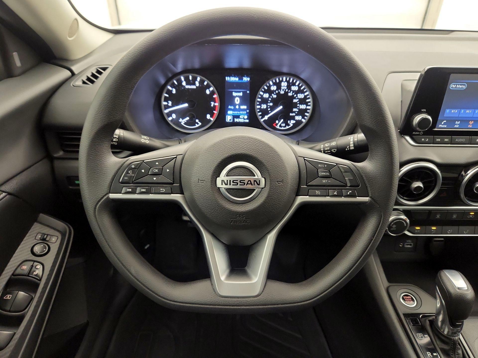 Thumbnail: 2022 Nissan Sentra - 10