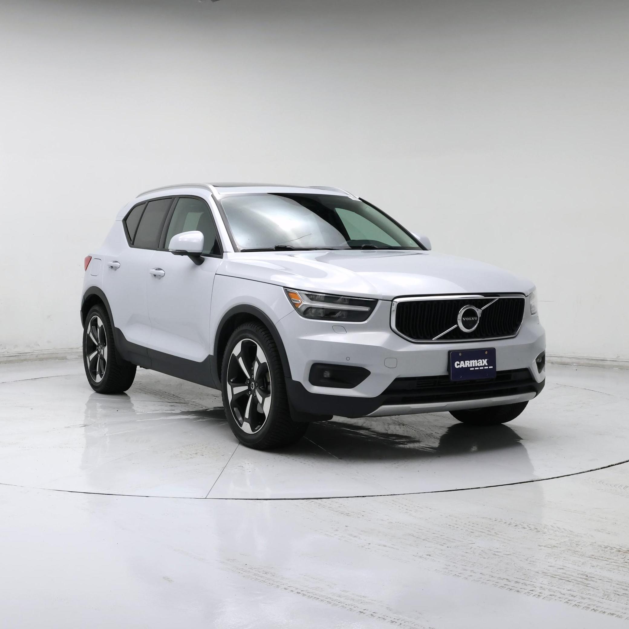White 2020 Volvo XC40 SUV / Crossover All-Wheel Drive Automatic