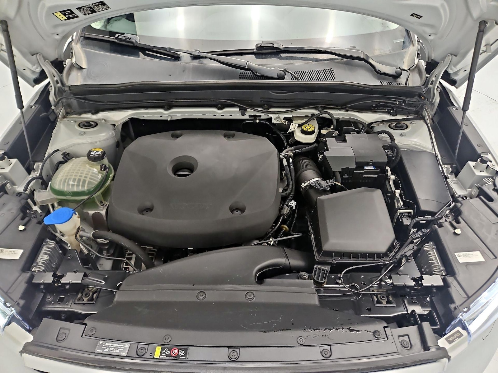 2020 Volvo XC40 Momentum - Photo 25