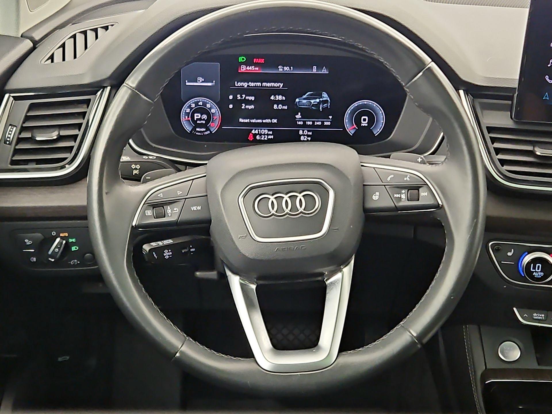 Thumbnail: 2022 Audi Q5 - 10