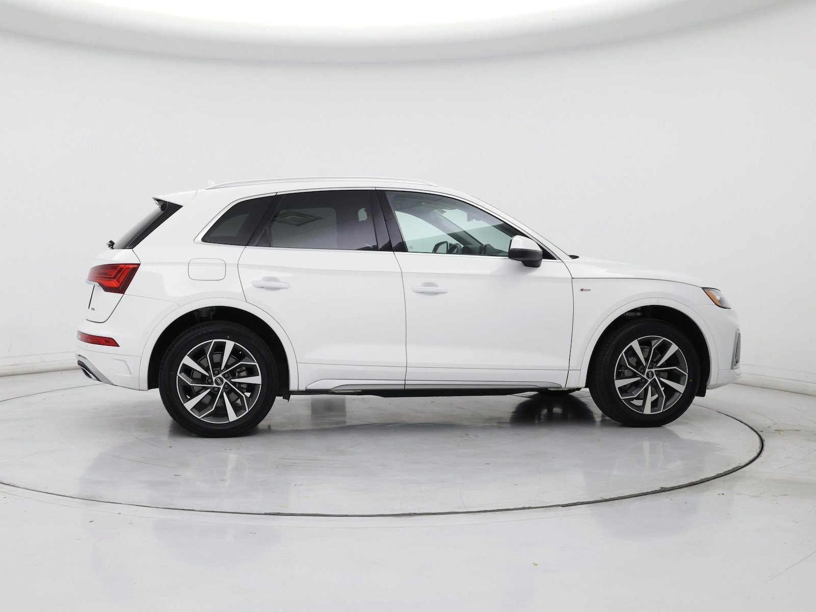 2022 Audi Q5 Premium Plus - Photo 8