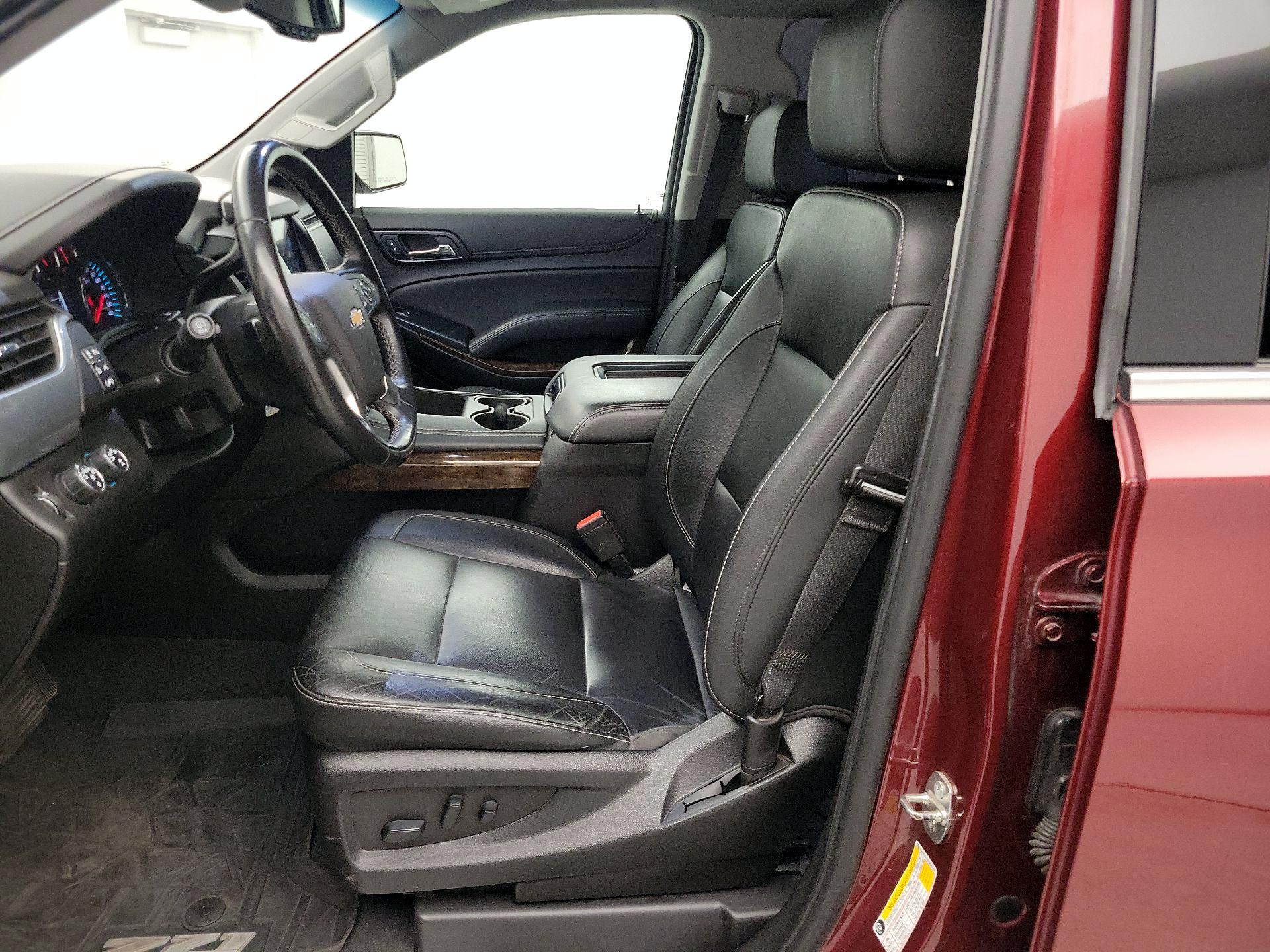 Thumbnail: 2019 Chevrolet Tahoe - 11