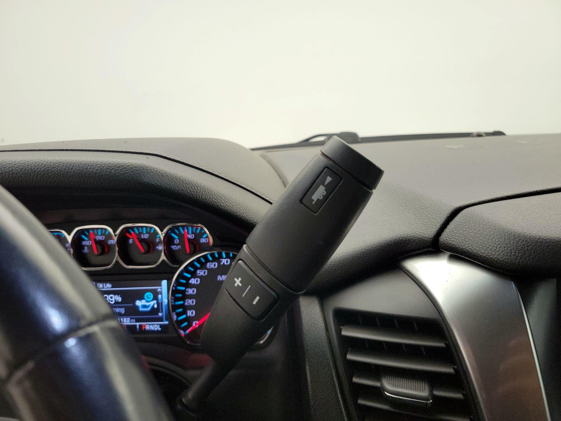 Thumbnail: 2019 Chevrolet Tahoe - 18