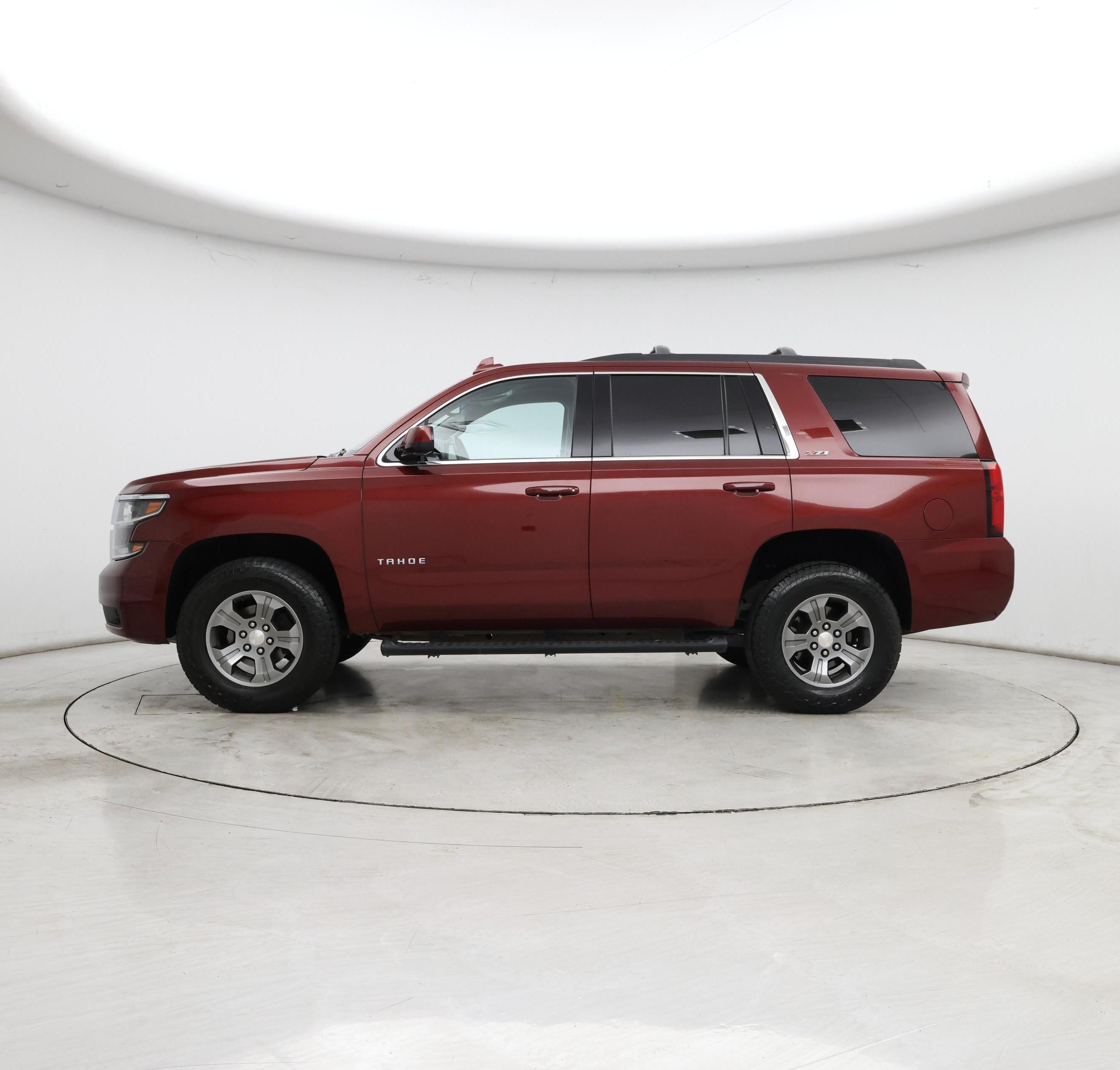 Thumbnail: 2019 Chevrolet Tahoe - 3