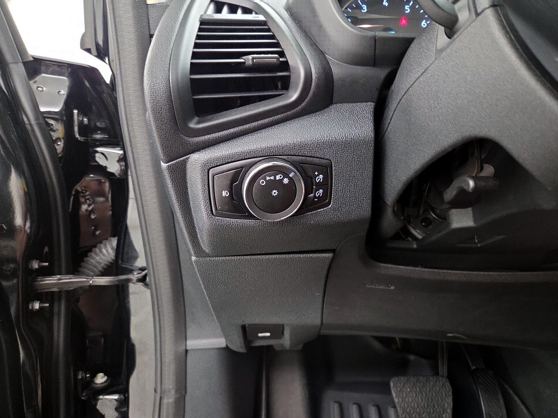 Thumbnail: 2019 Ford EcoSport - 13