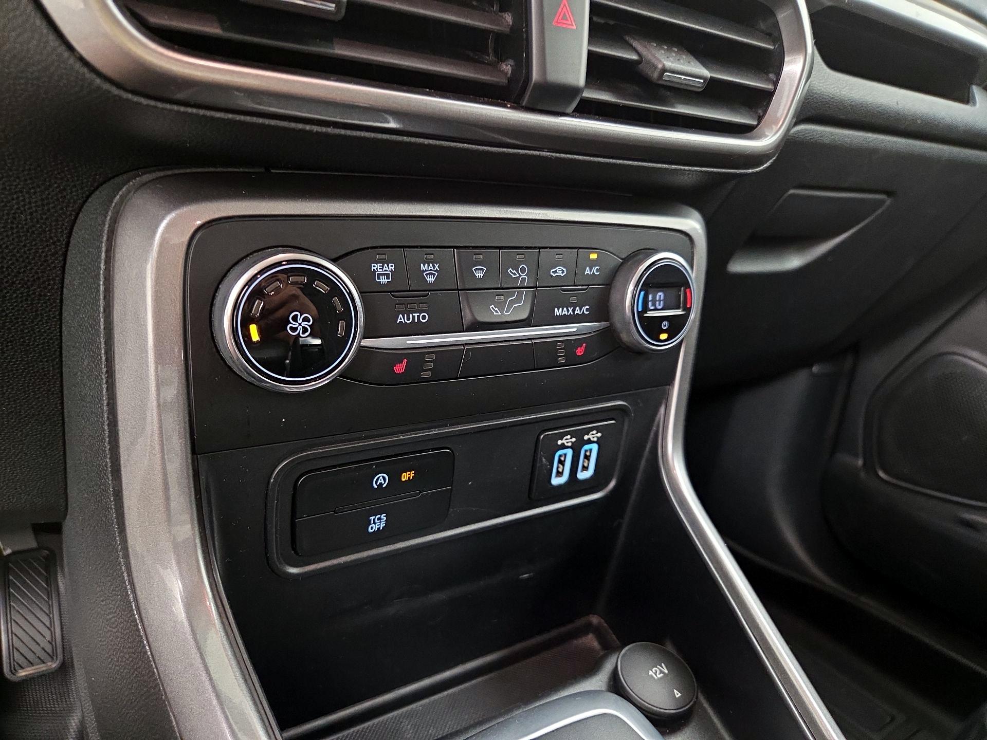 Thumbnail: 2019 Ford EcoSport - 16