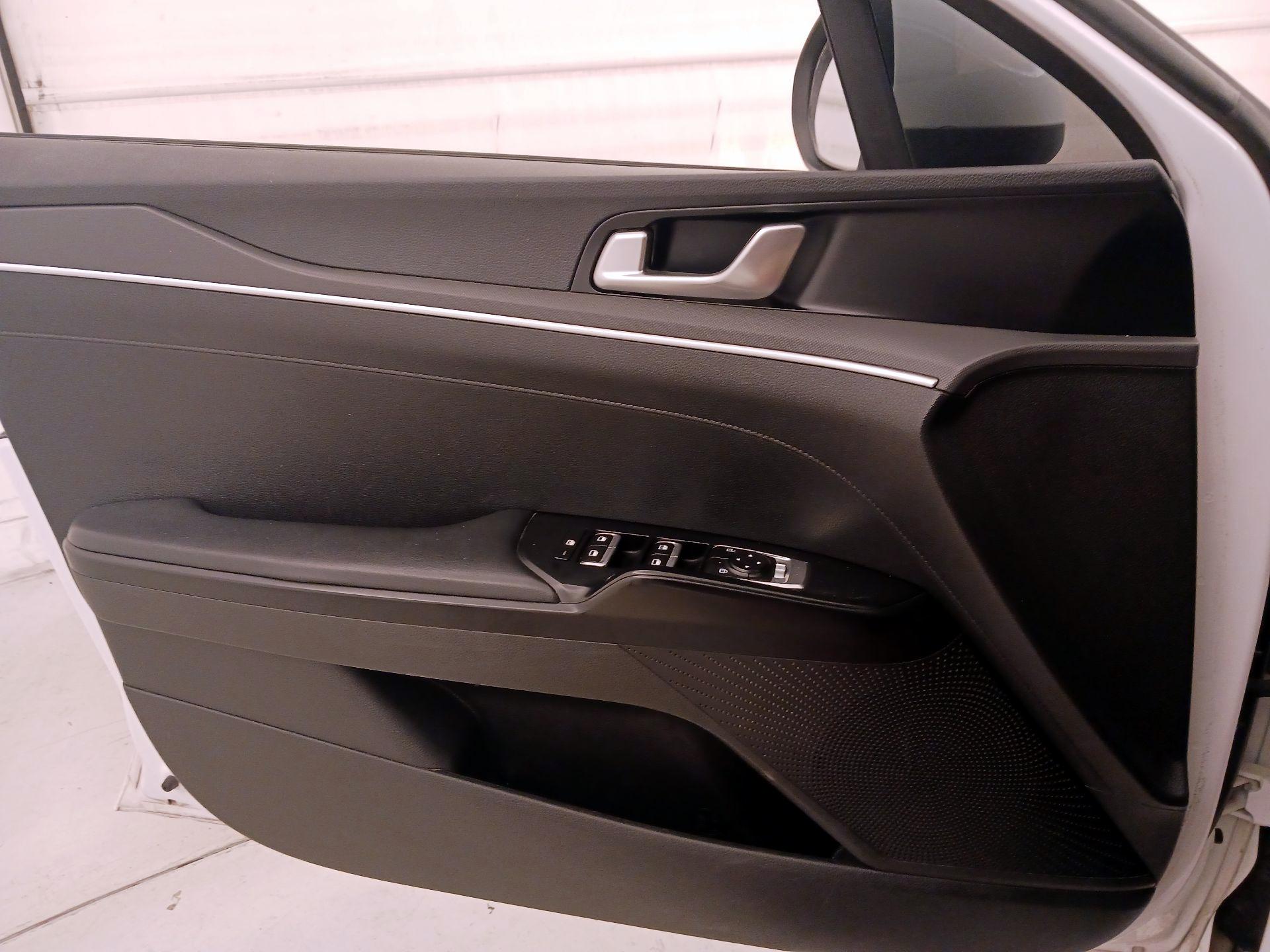Thumbnail: 2021 Kia K5 - 12