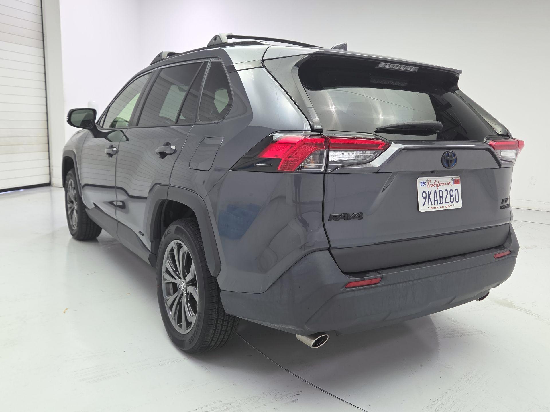 Thumbnail: 2024 Toyota RAV4 - 7