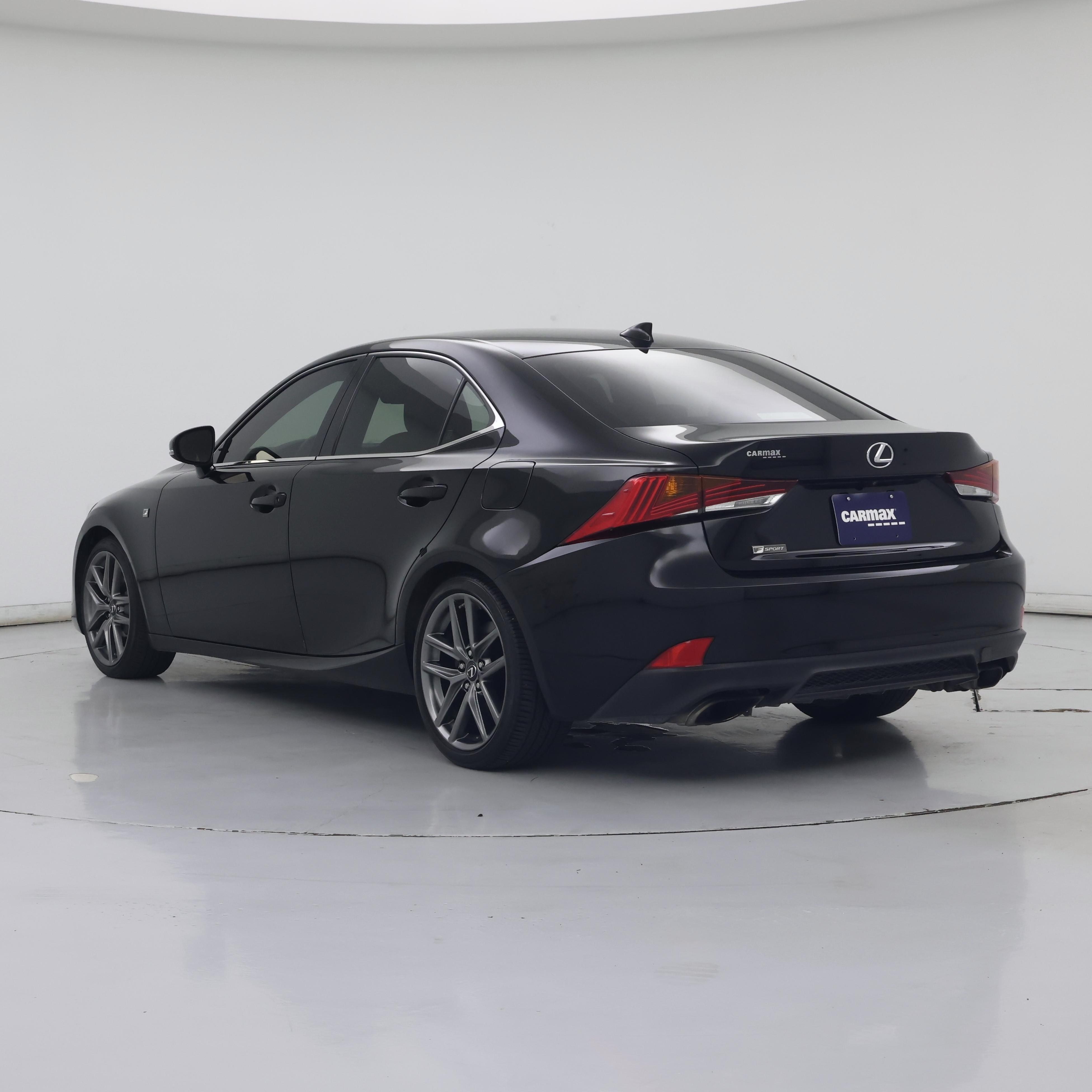 Thumbnail: 2017 Lexus IS - 2