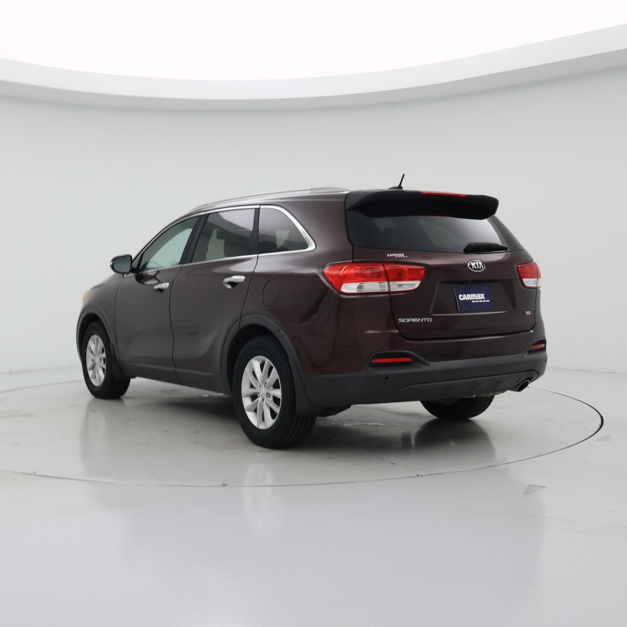 Thumbnail: 2017 Kia Sorento - 2