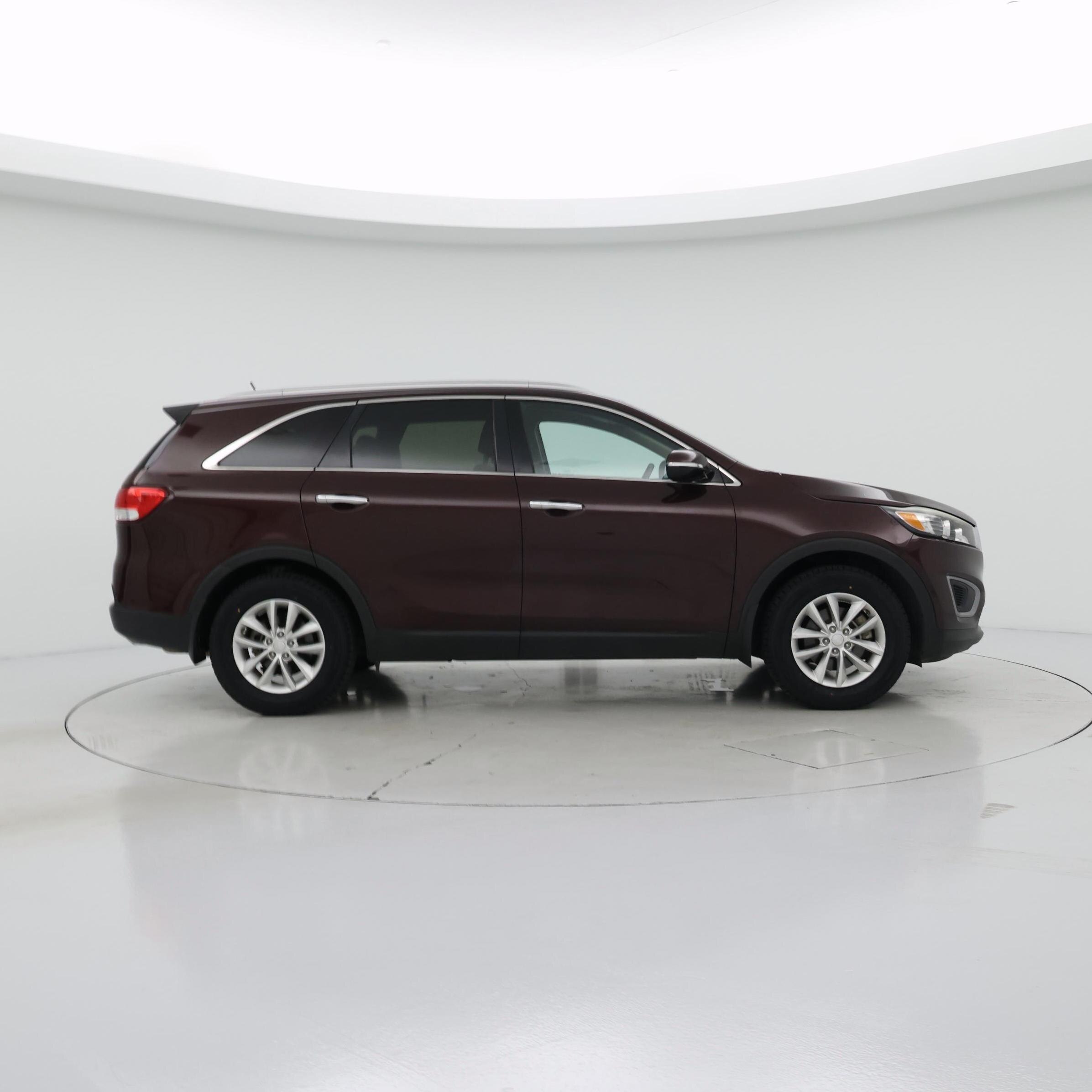 Thumbnail: 2017 Kia Sorento - 7