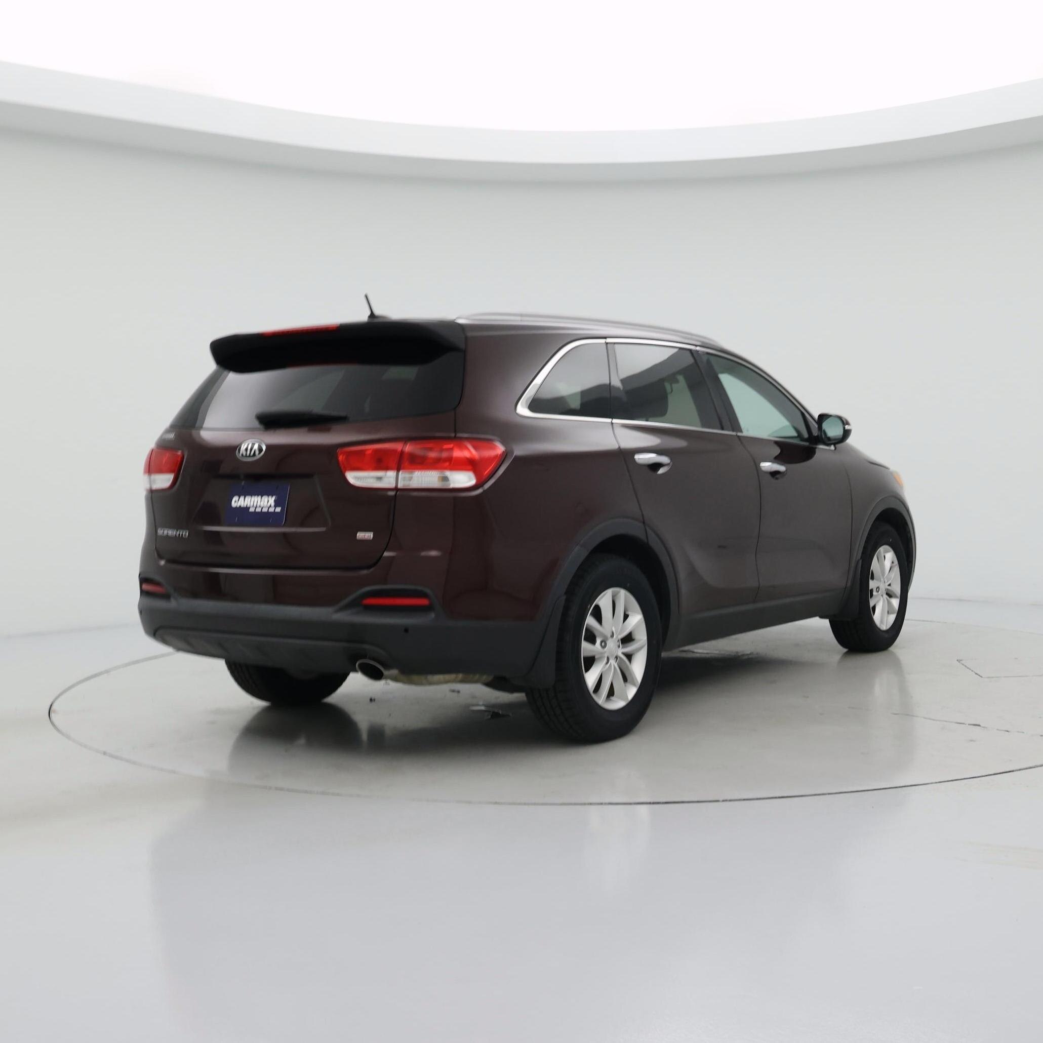 Thumbnail: 2017 Kia Sorento - 8