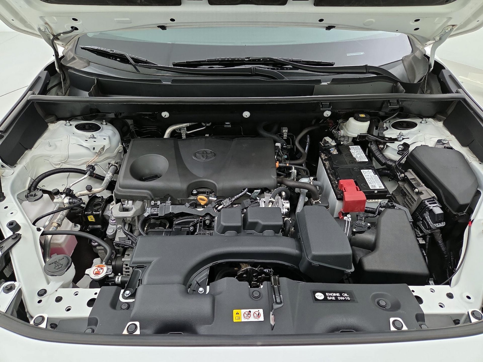 2022 Toyota RAV4 XLE - Photo 24
