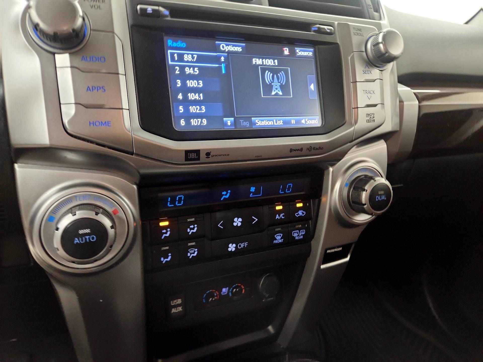 Thumbnail: 2019 Toyota 4Runner - 16