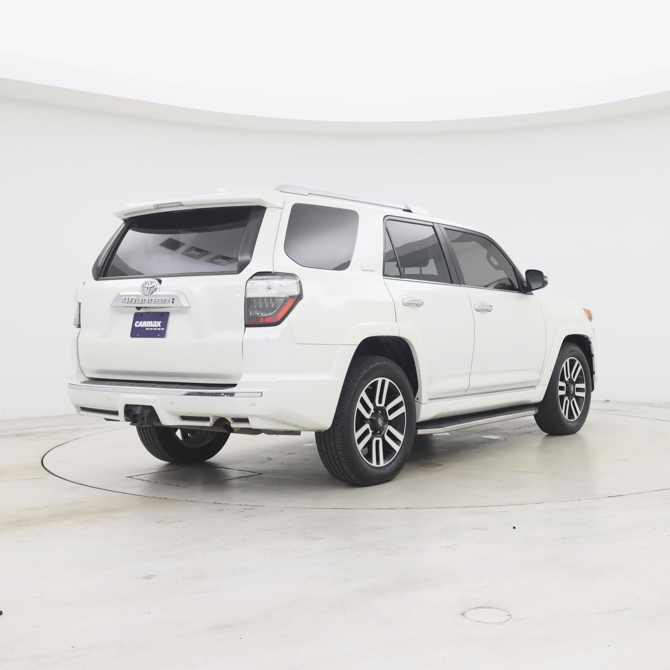 Thumbnail: 2019 Toyota 4Runner - 8