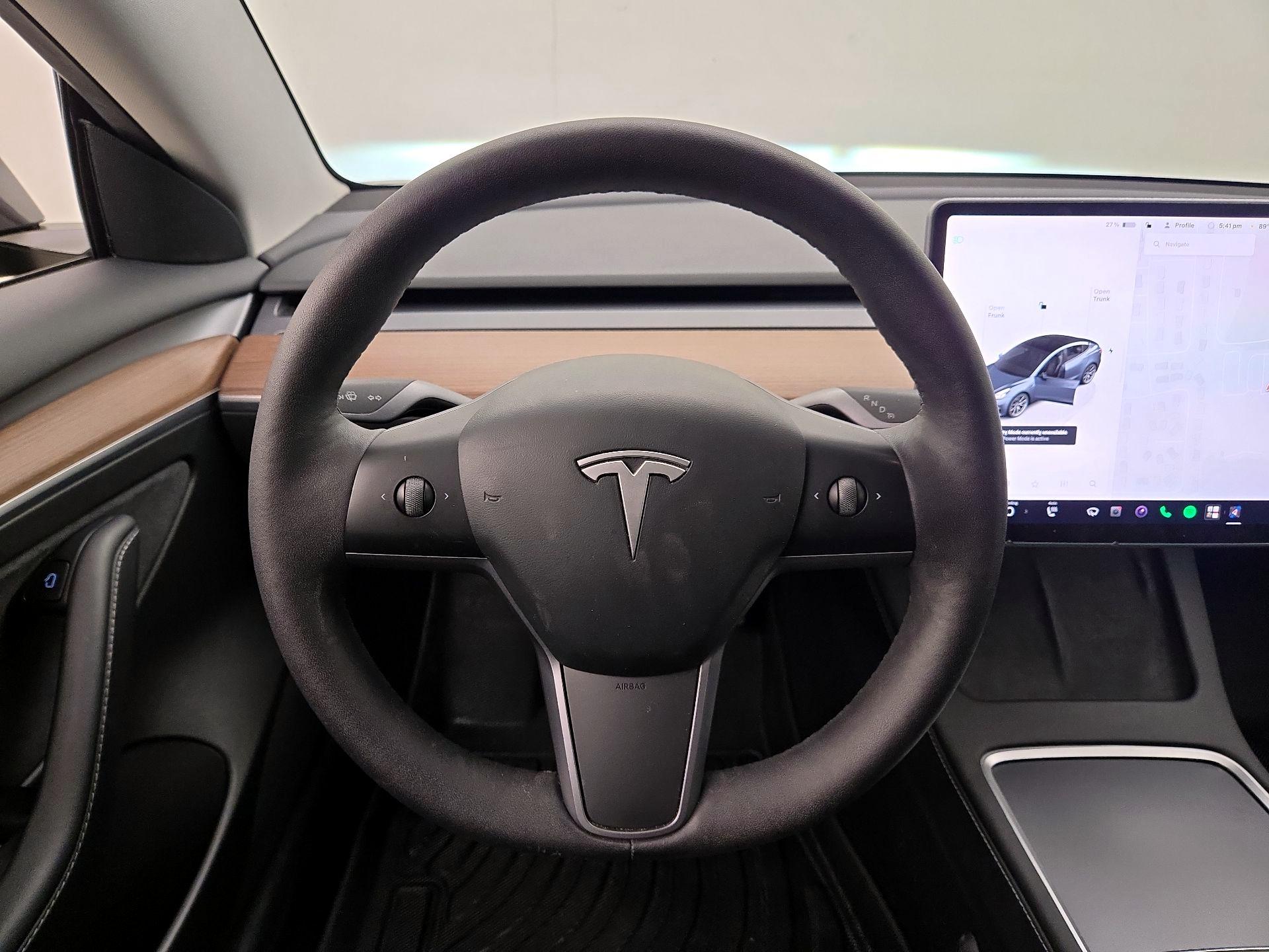 Thumbnail: 2023 Tesla Model 3 - 10