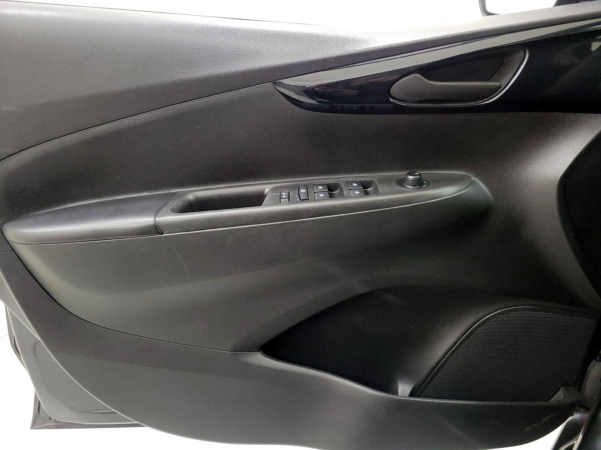Thumbnail: 2020 Chevrolet Spark - 12