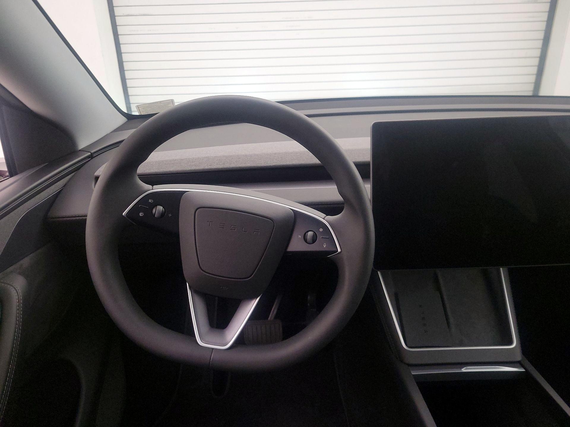 Thumbnail: 2026 Tesla Model Y - 10