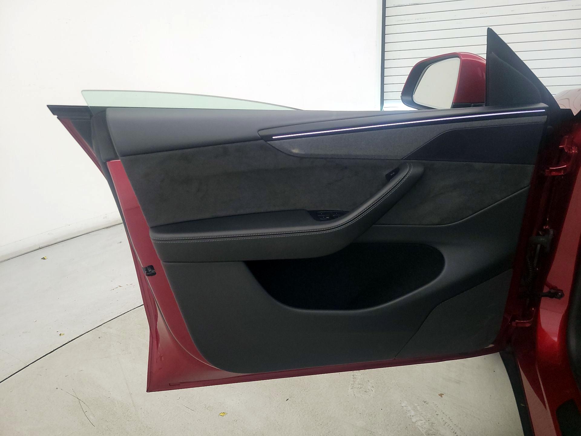 Thumbnail: 2026 Tesla Model Y - 12