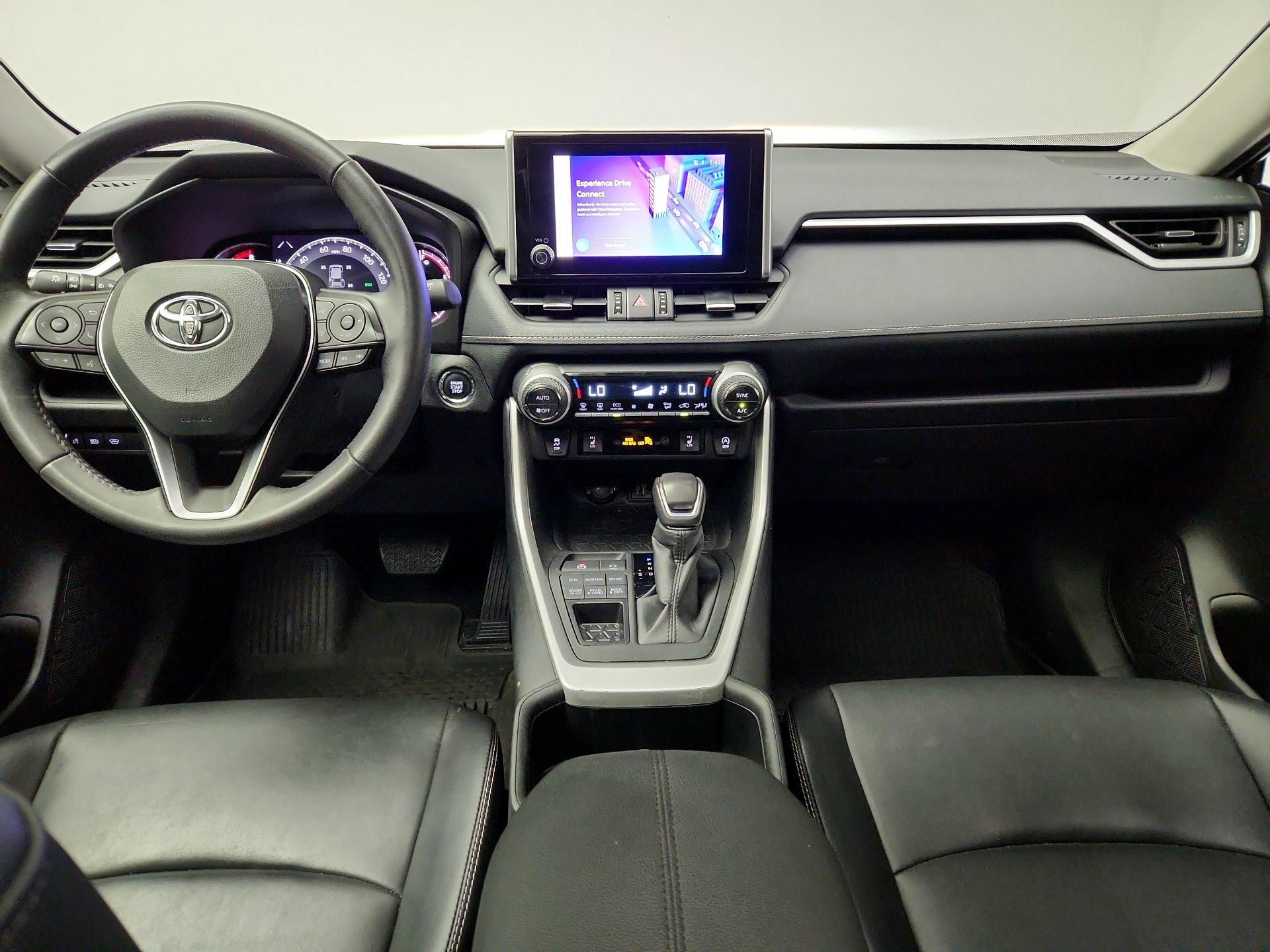 Thumbnail: 2024 Toyota RAV4 - 8