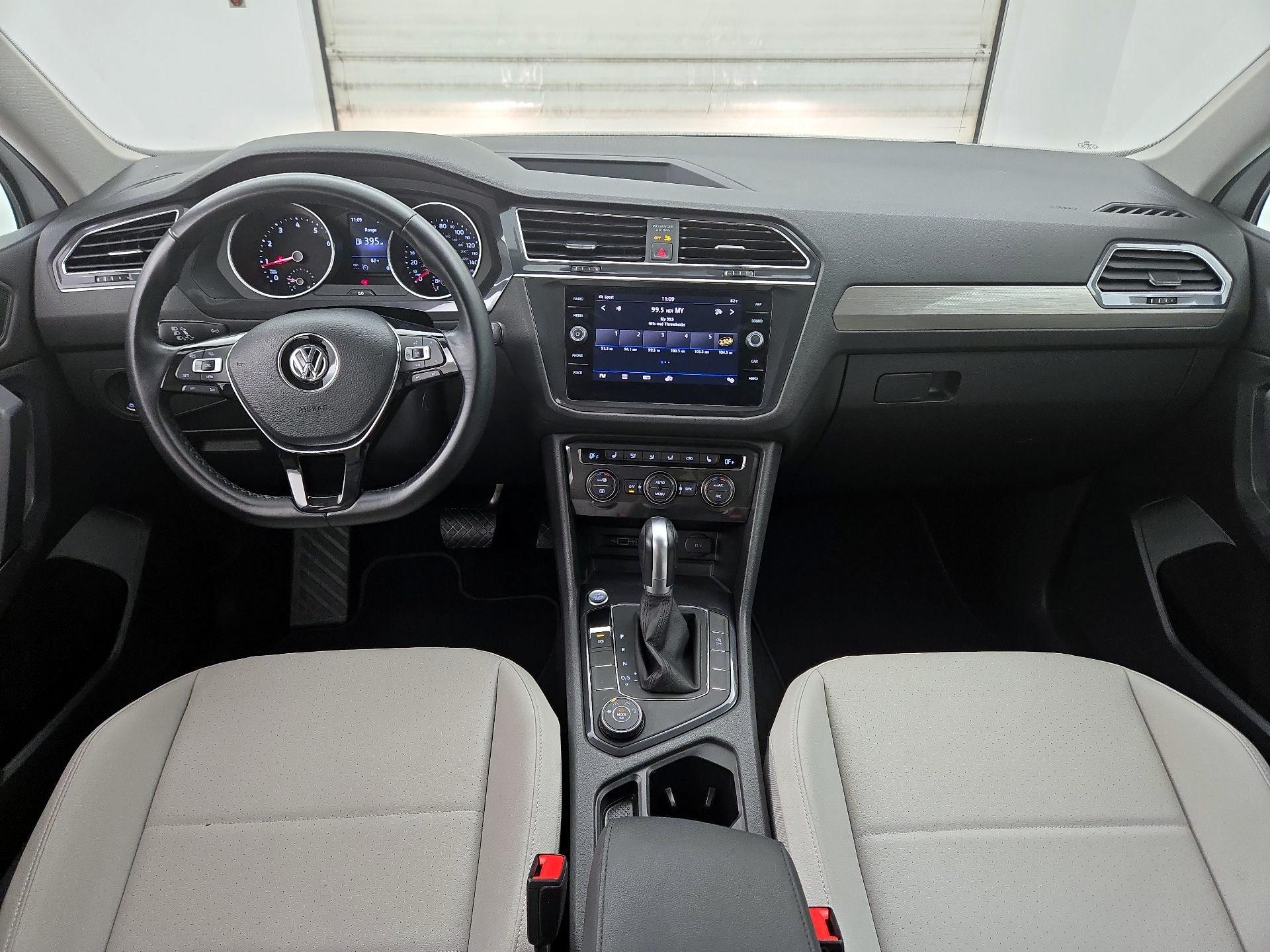 Thumbnail: 2019 Volkswagen Tiguan - 9