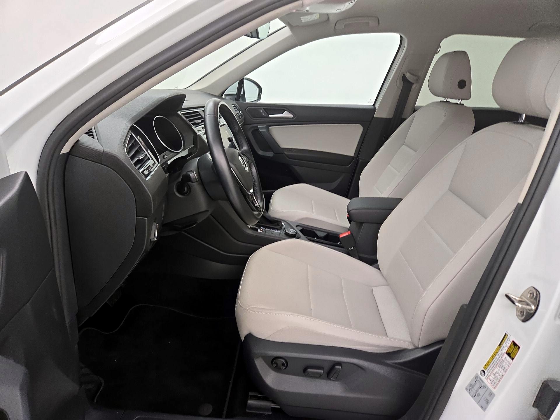 Thumbnail: 2019 Volkswagen Tiguan - 11