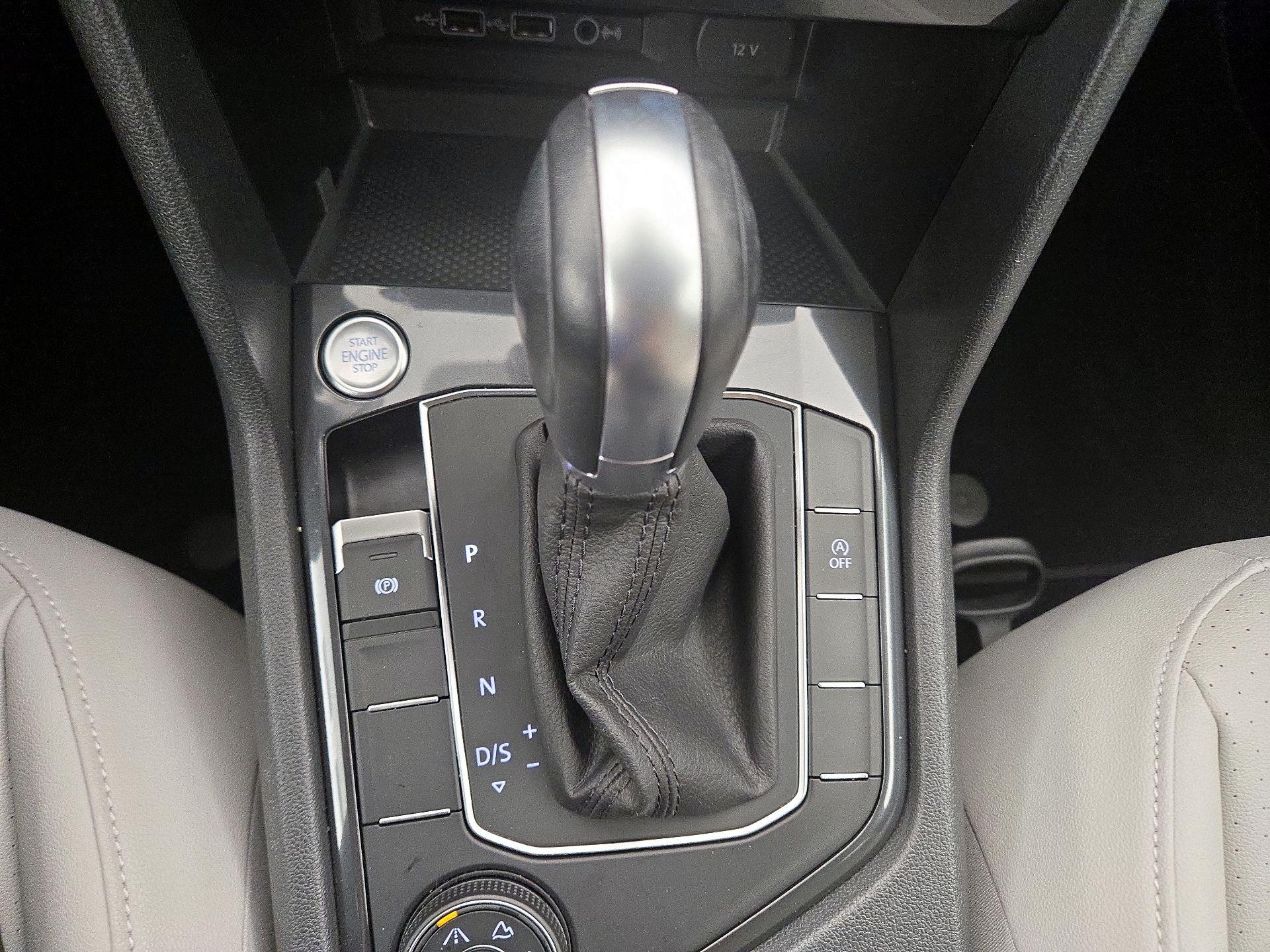 Thumbnail: 2019 Volkswagen Tiguan - 17