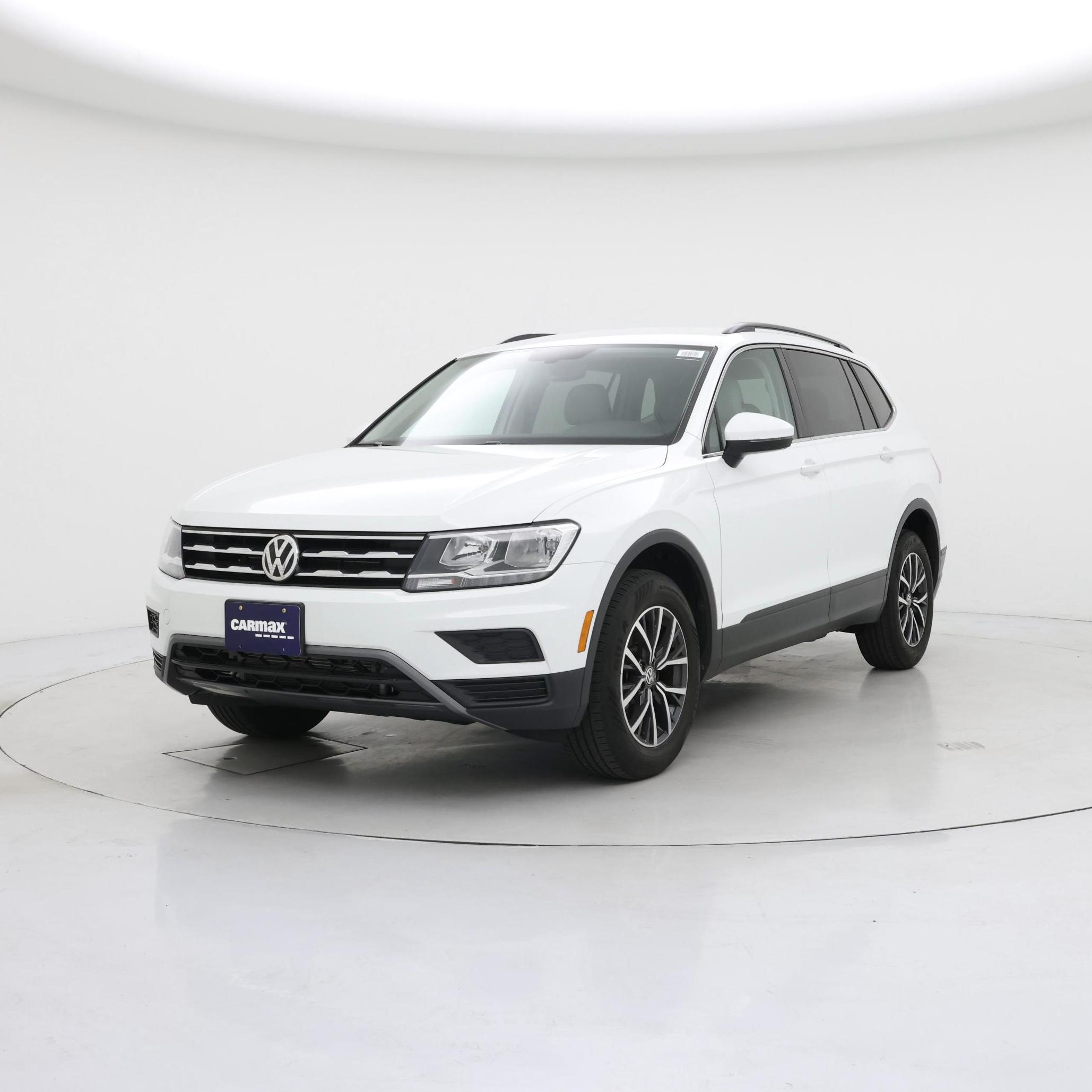 Thumbnail: 2019 Volkswagen Tiguan - 4