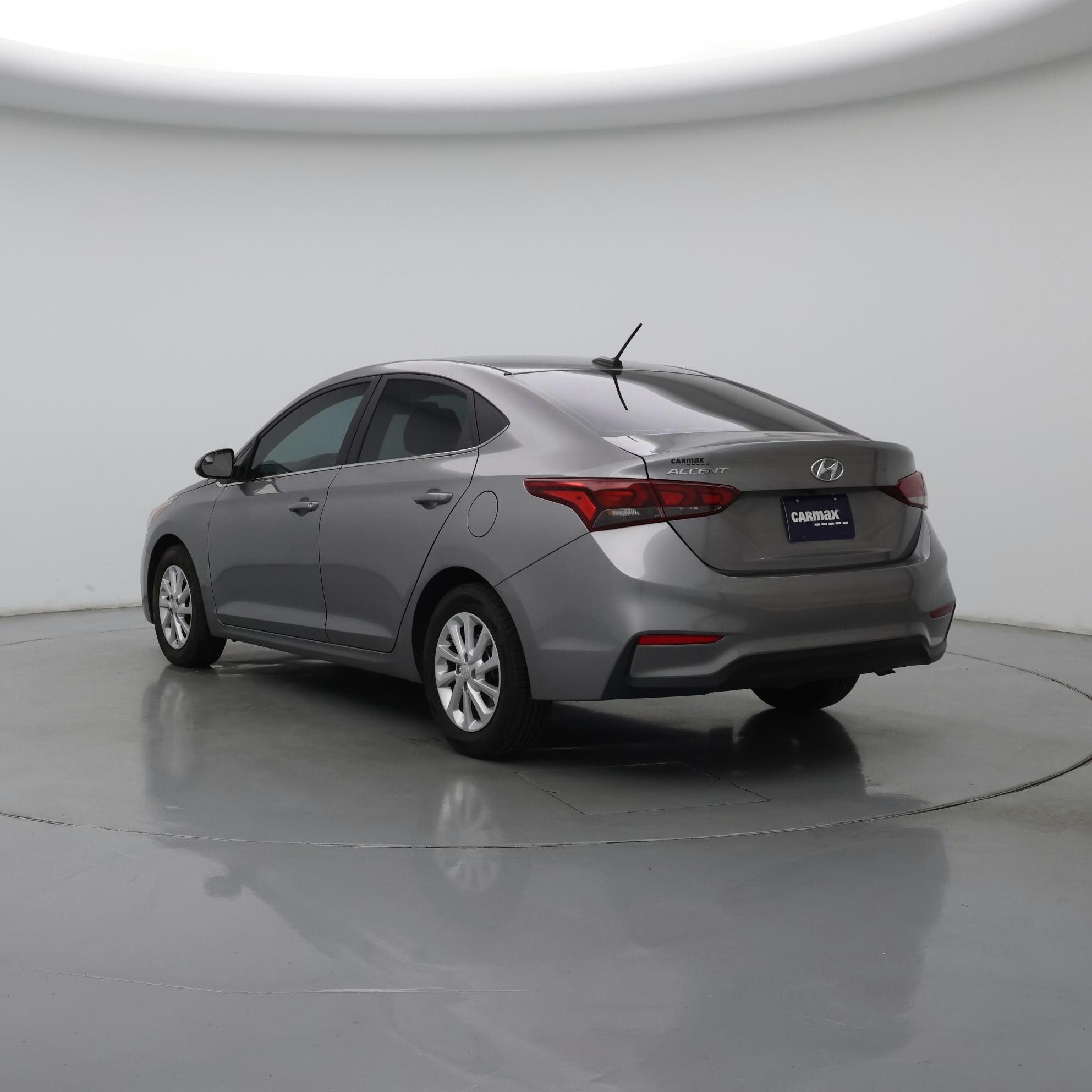 Thumbnail: 2022 Hyundai Accent - 2