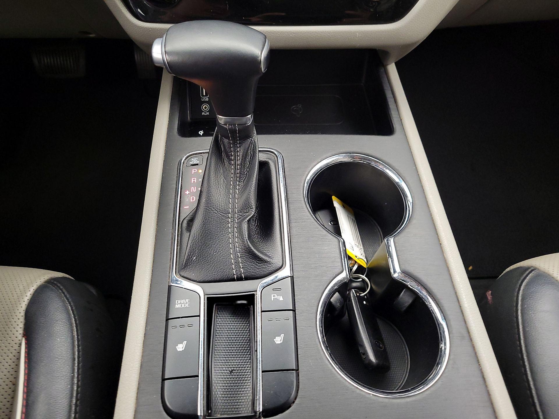 Thumbnail: 2019 Kia Sedona - 17