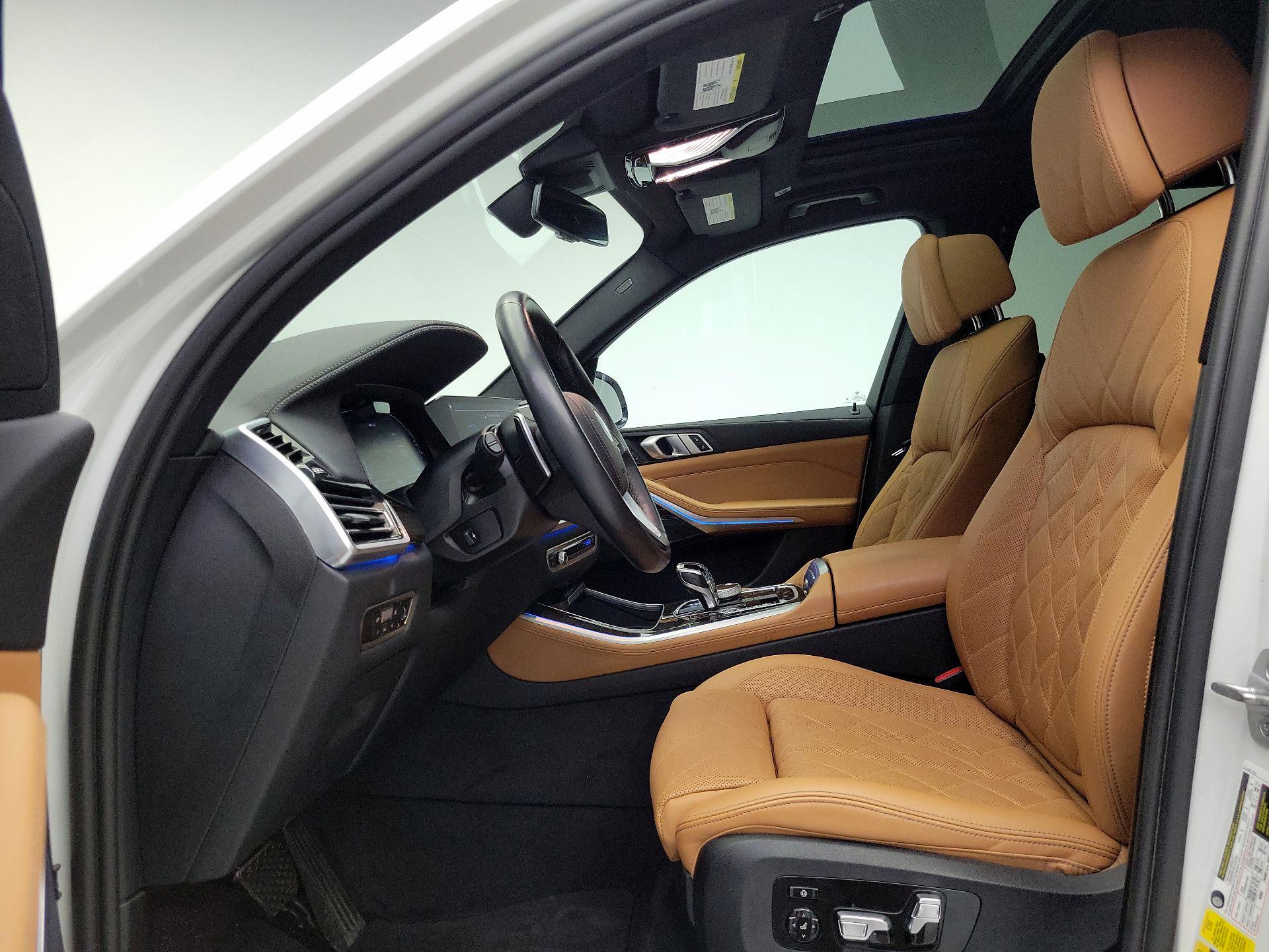 Thumbnail: 2023 BMW X5 - 11