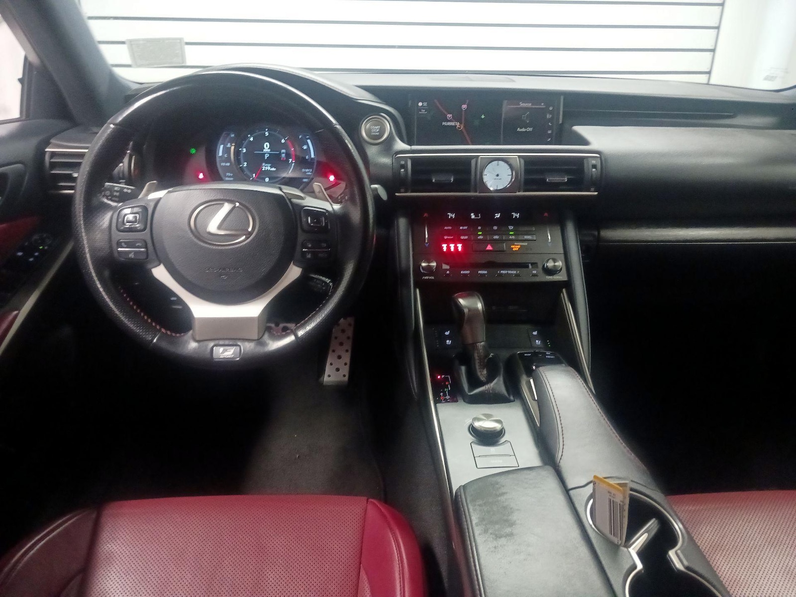 2020 Lexus IS 300 F SPORT - Photo 8