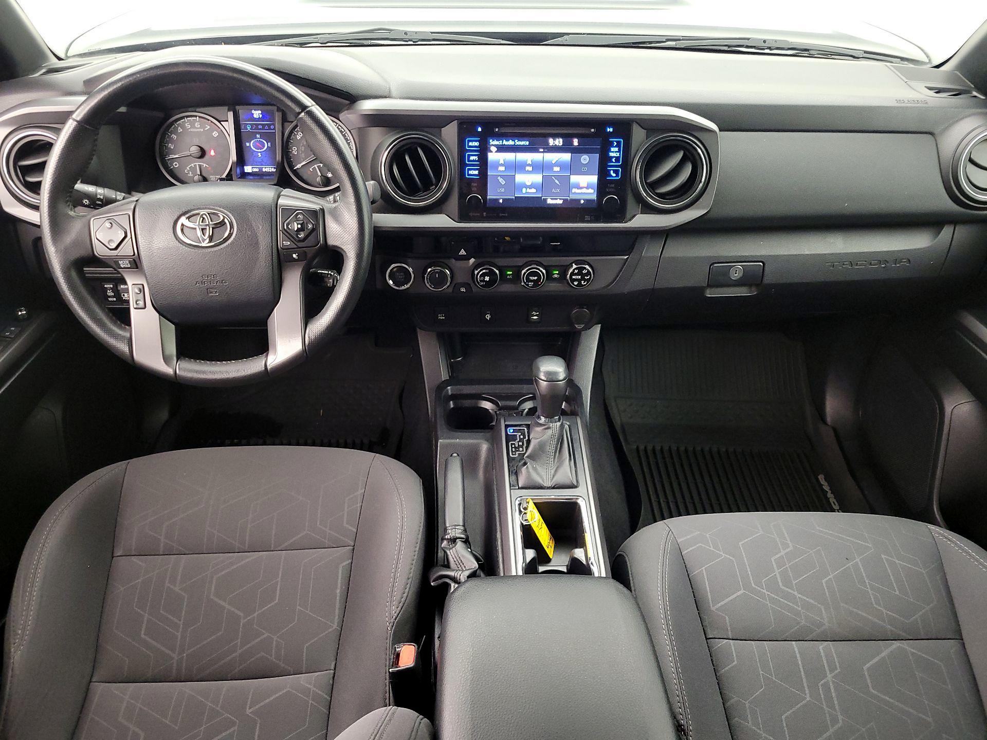 Thumbnail: 2017 Toyota Tacoma - 9