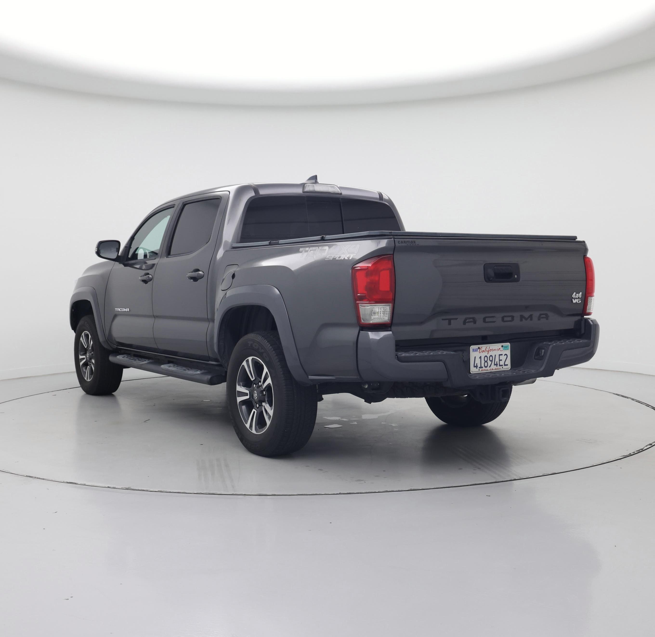 Thumbnail: 2017 Toyota Tacoma - 2