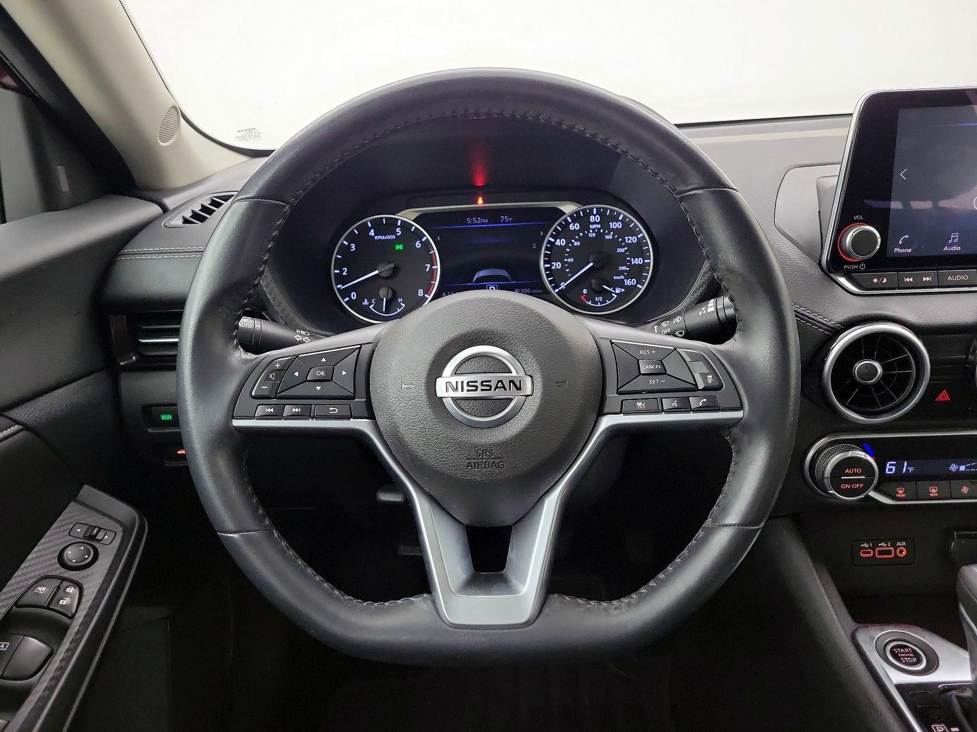 Thumbnail: 2020 Nissan Sentra - 10