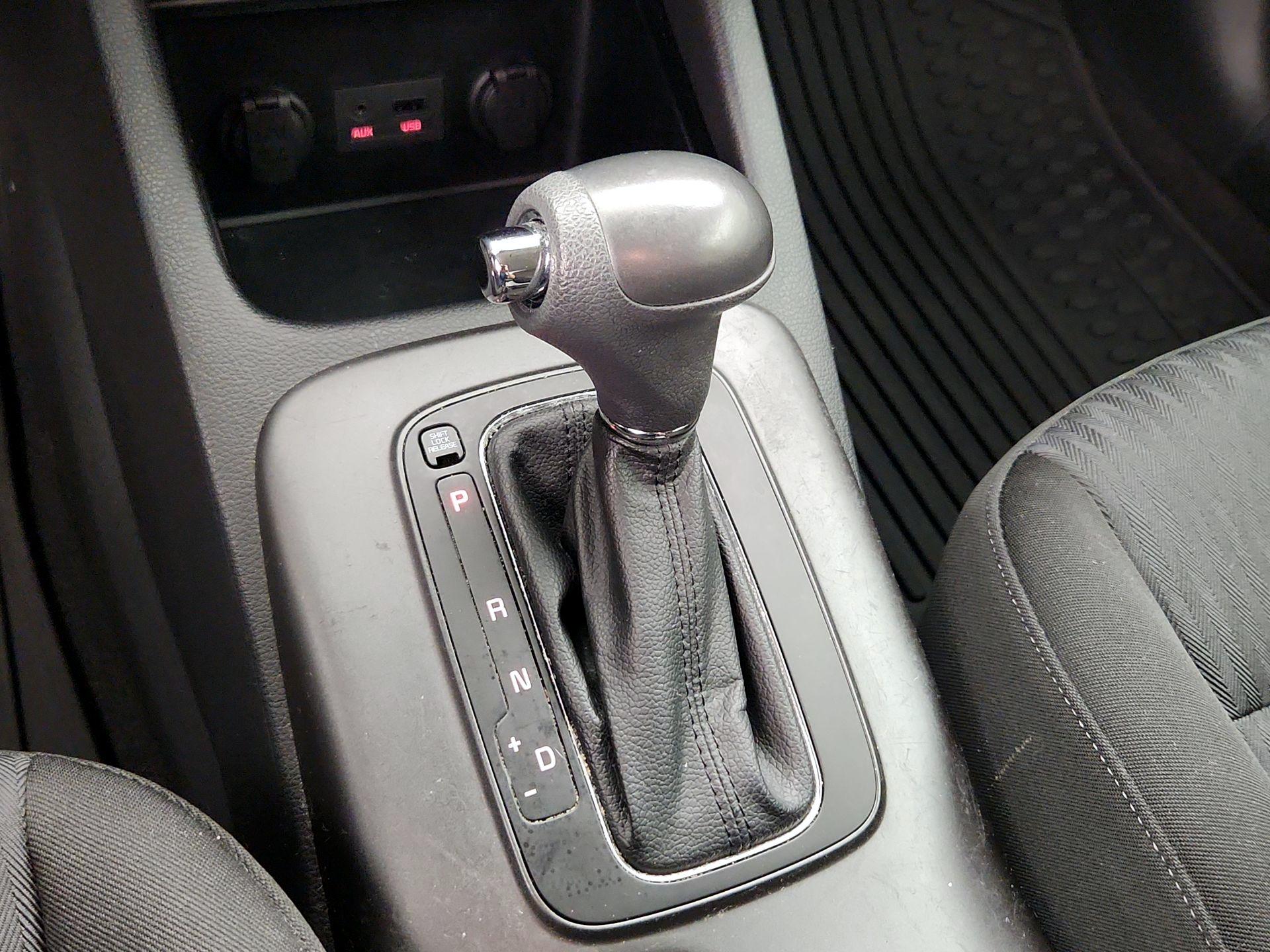 Thumbnail: 2014 Kia Forte - 16