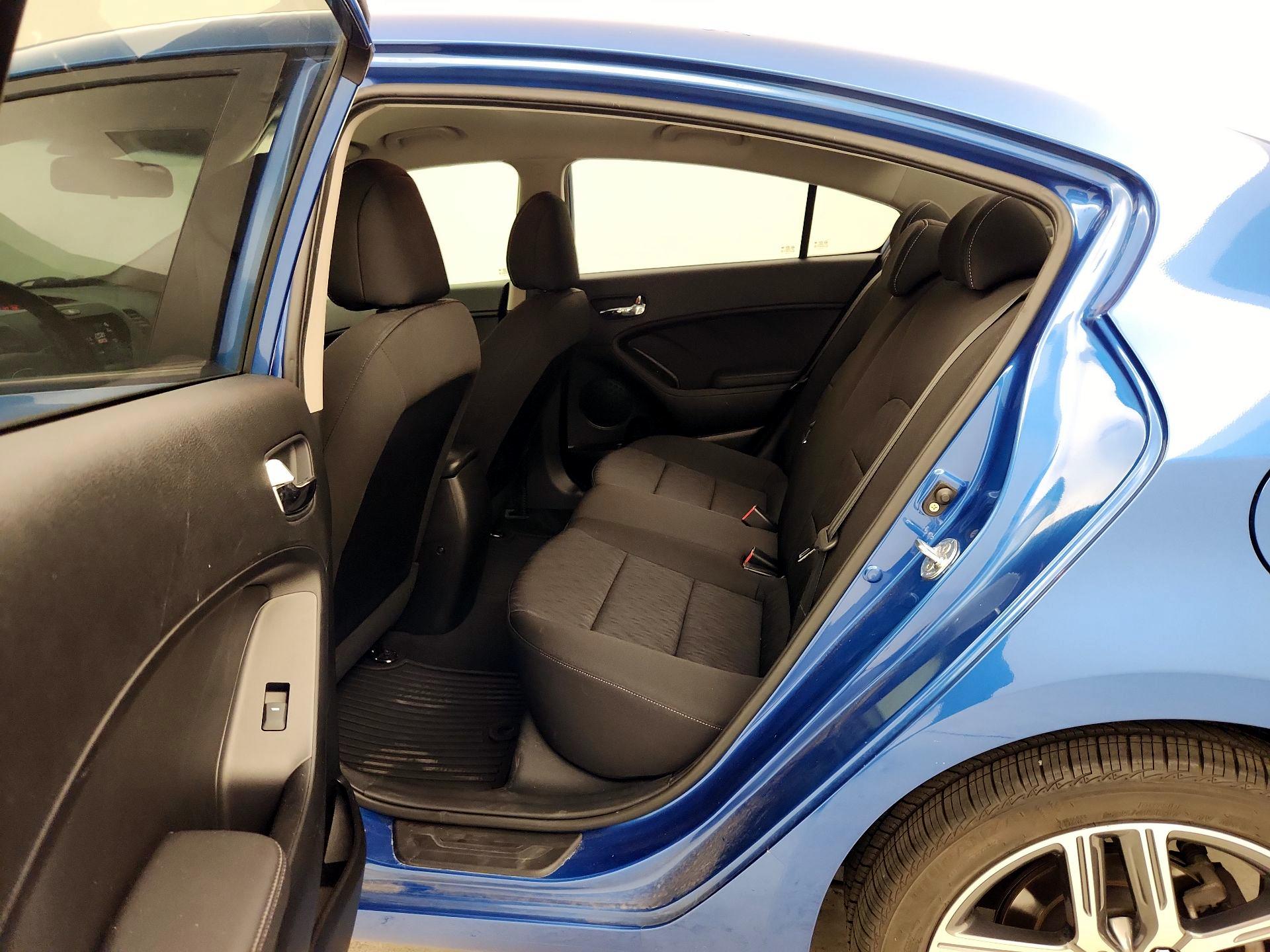 Thumbnail: 2014 Kia Forte - 18