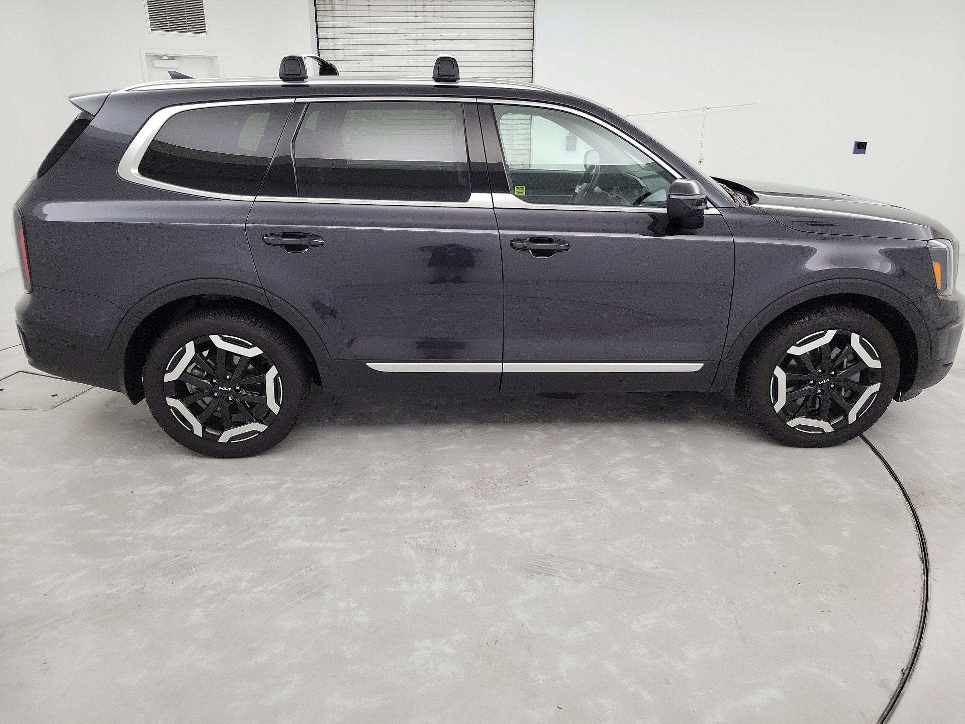 Thumbnail: 2025 Kia Telluride - 4