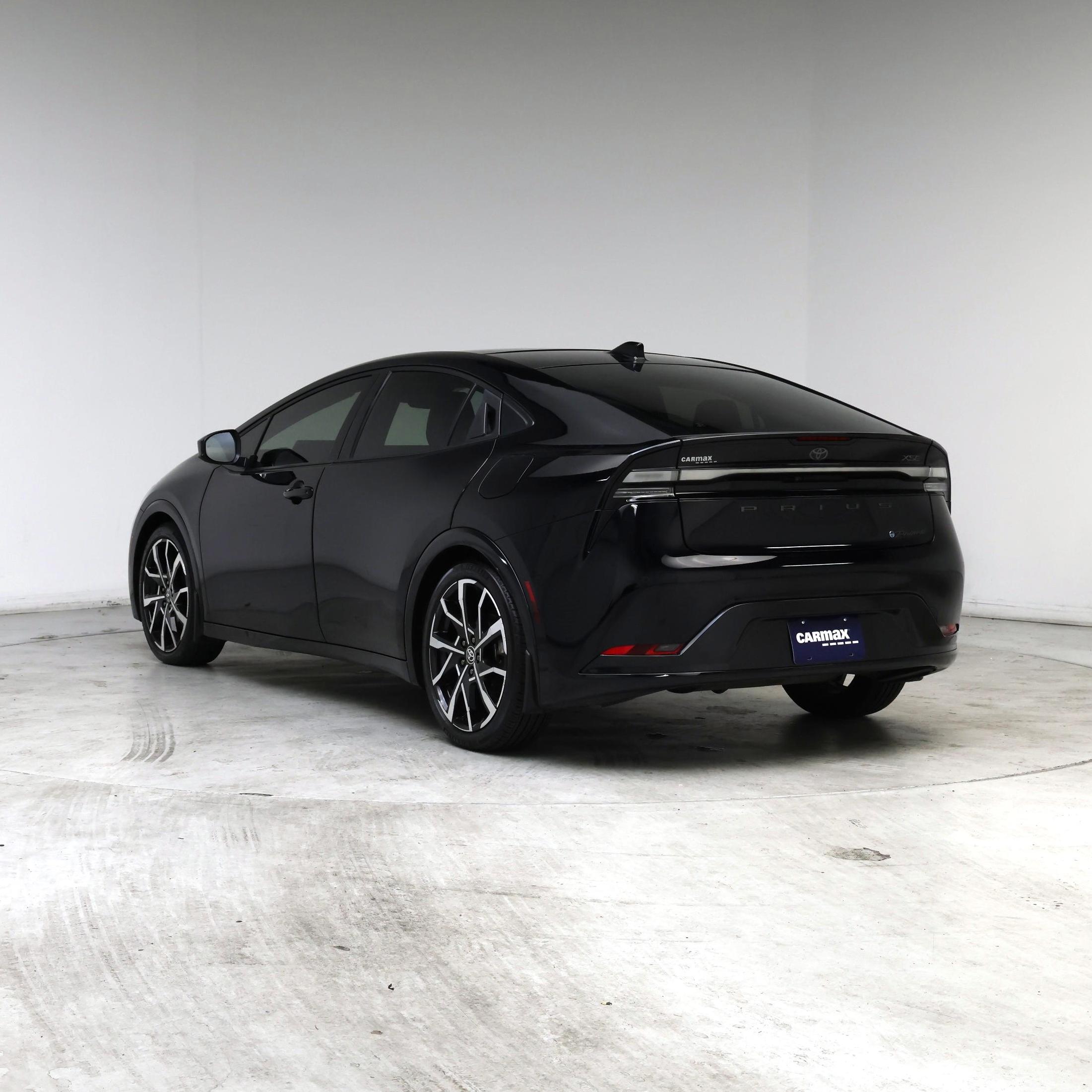 Thumbnail: 2023 Toyota Prius Prime - 2