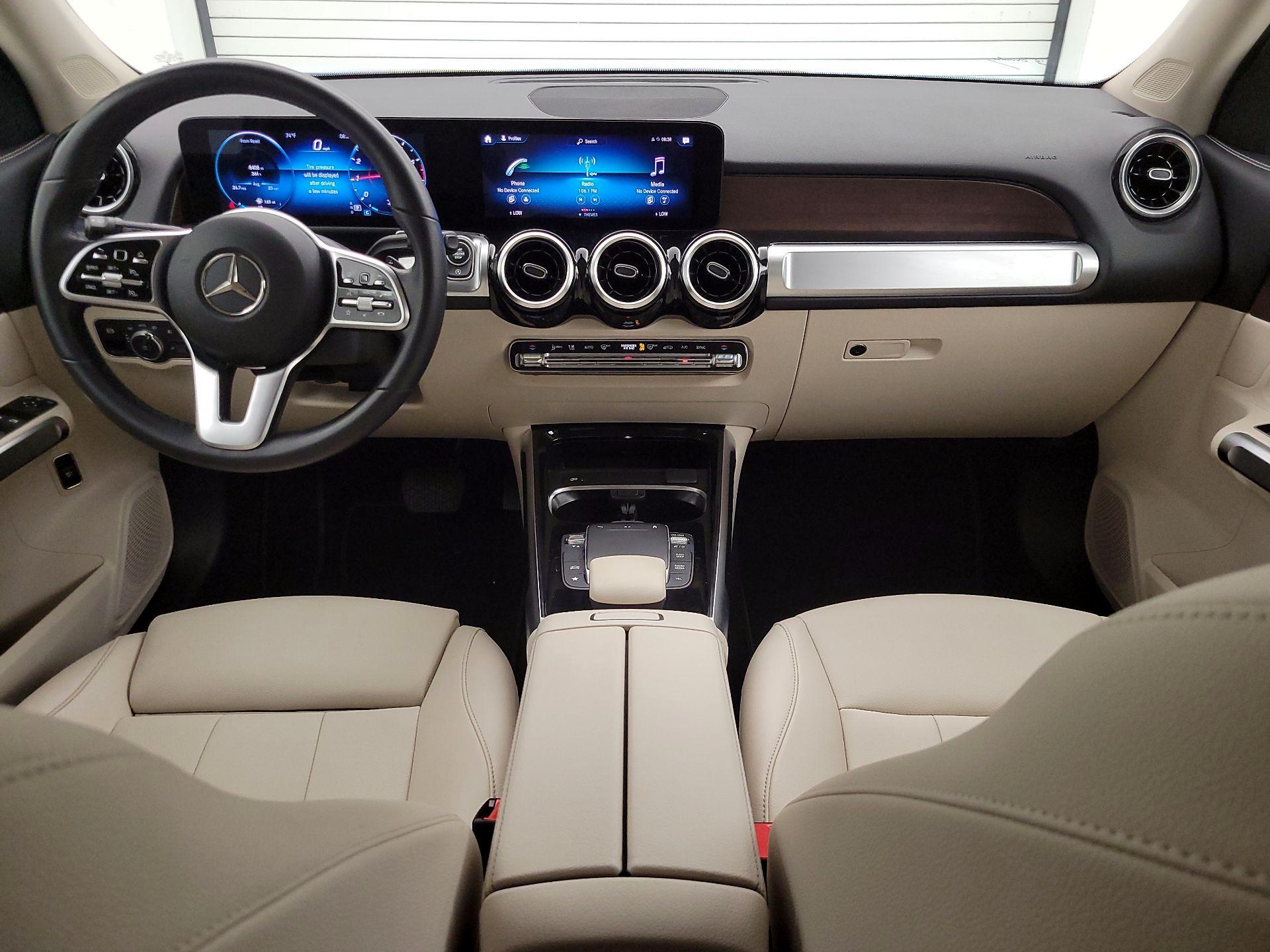 Thumbnail: 2022 Mercedes-Benz GLB - 9