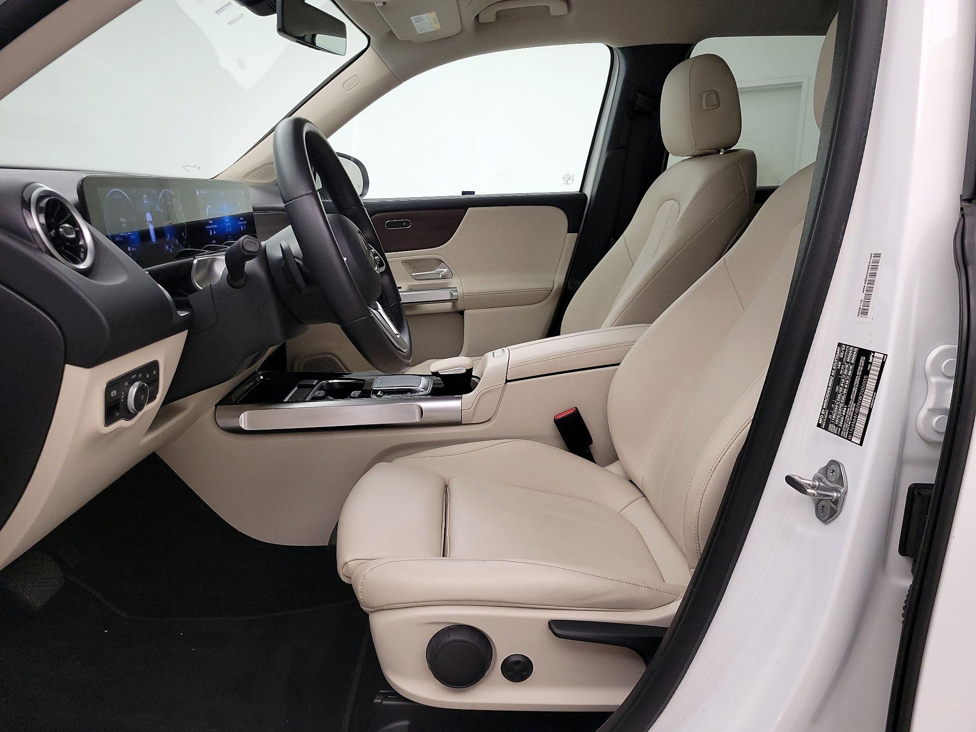 Thumbnail: 2022 Mercedes-Benz GLB - 11
