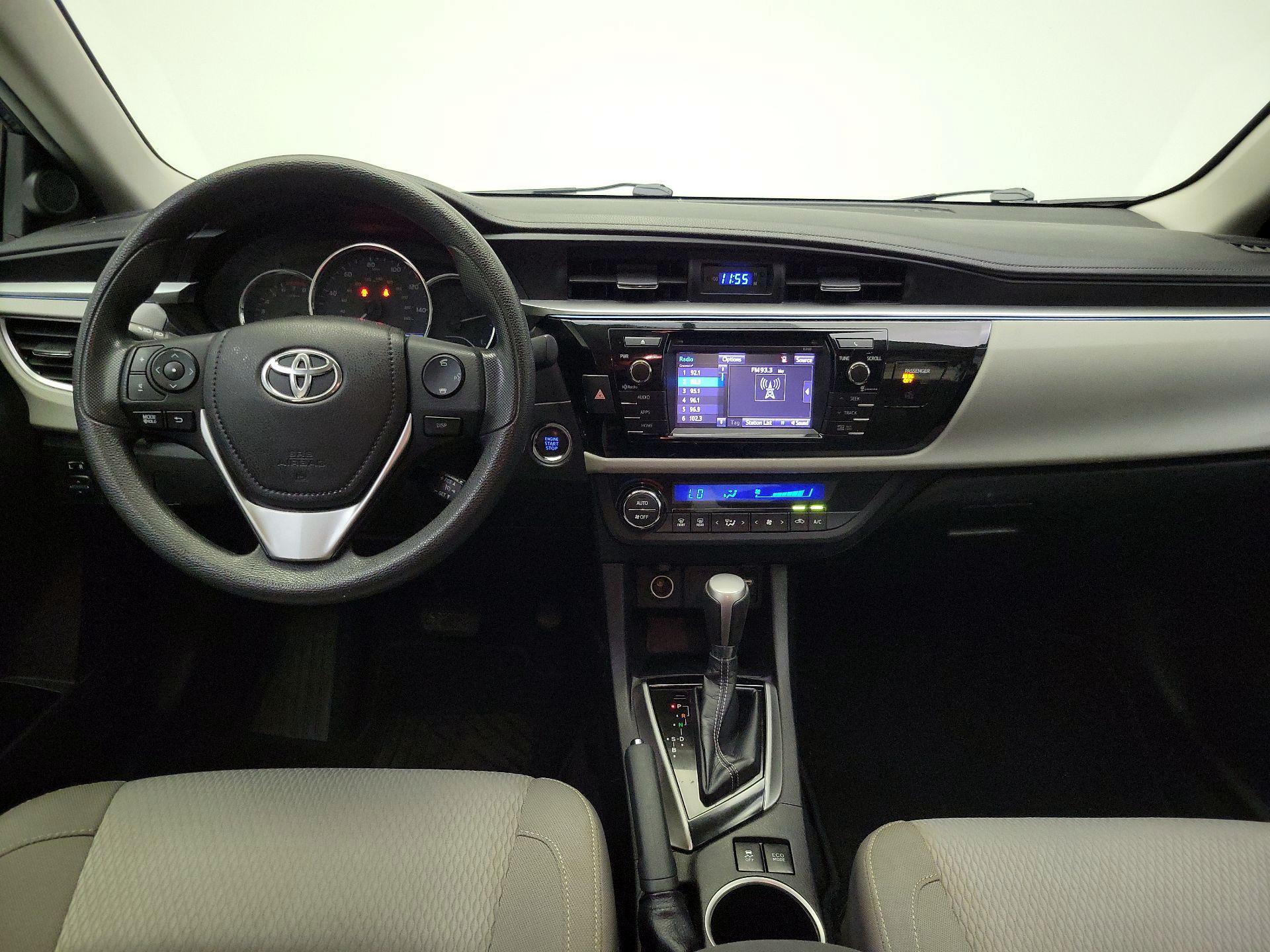 Thumbnail: 2015 Toyota Corolla - 9