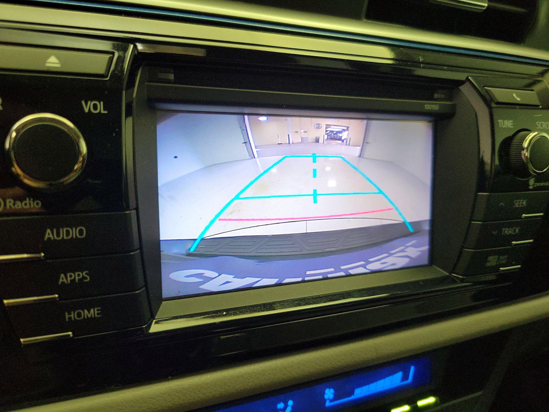 Thumbnail: 2015 Toyota Corolla - 14