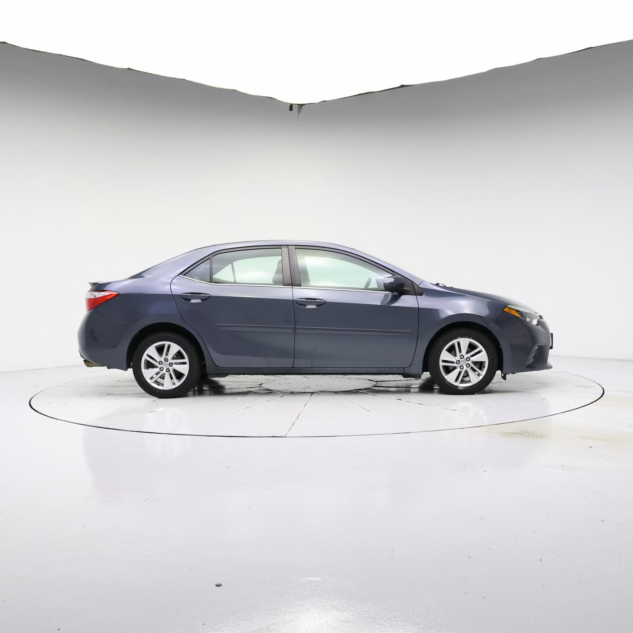 Thumbnail: 2015 Toyota Corolla - 7