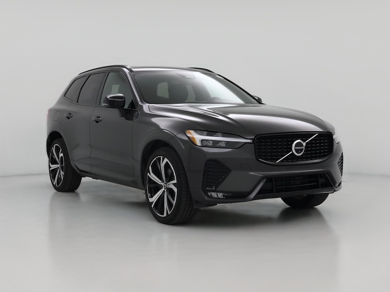 2022 Volvo XC60 B5 R-Design