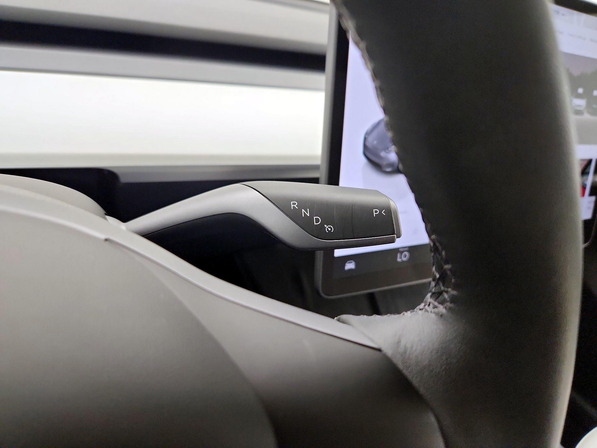 Thumbnail: 2025 Tesla Model Y - 17
