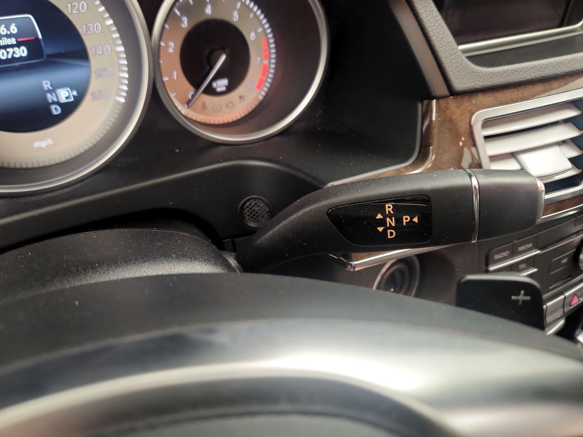 Thumbnail: 2016 Mercedes-Benz E-Class - 17