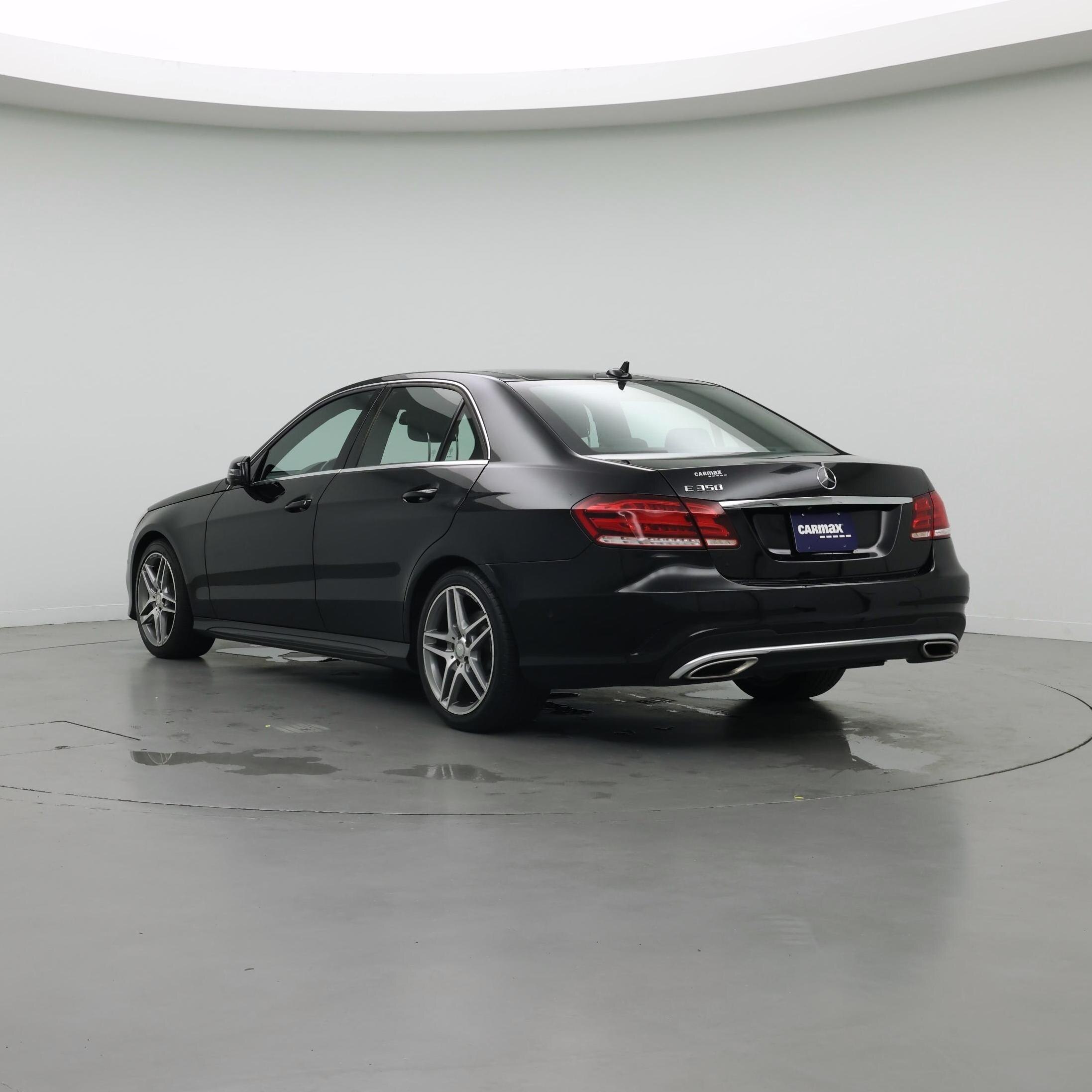 Thumbnail: 2016 Mercedes-Benz E-Class - 2
